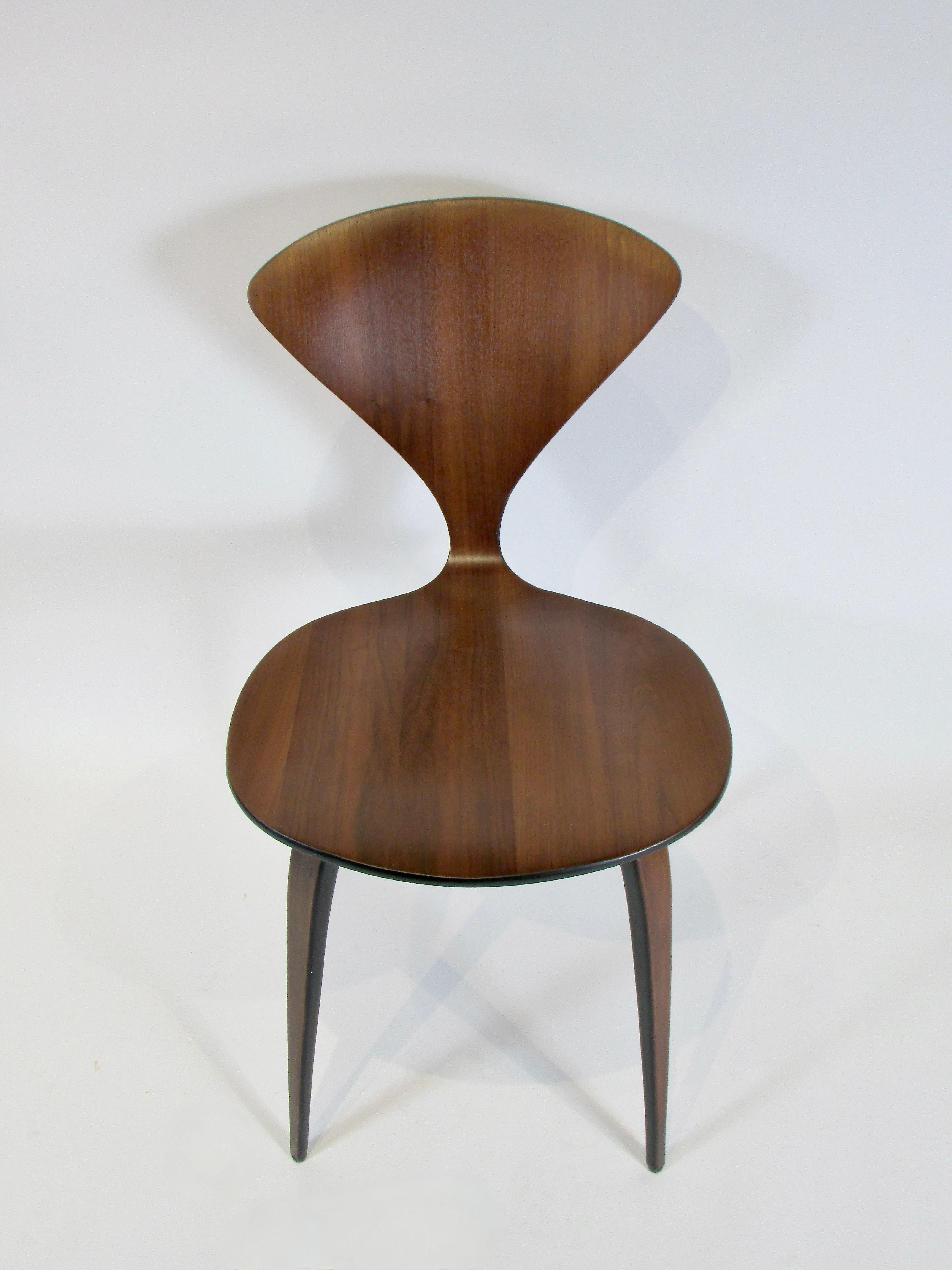 Four First Generation Norman Cherner Plycraft Dining Chairs in vendita 1