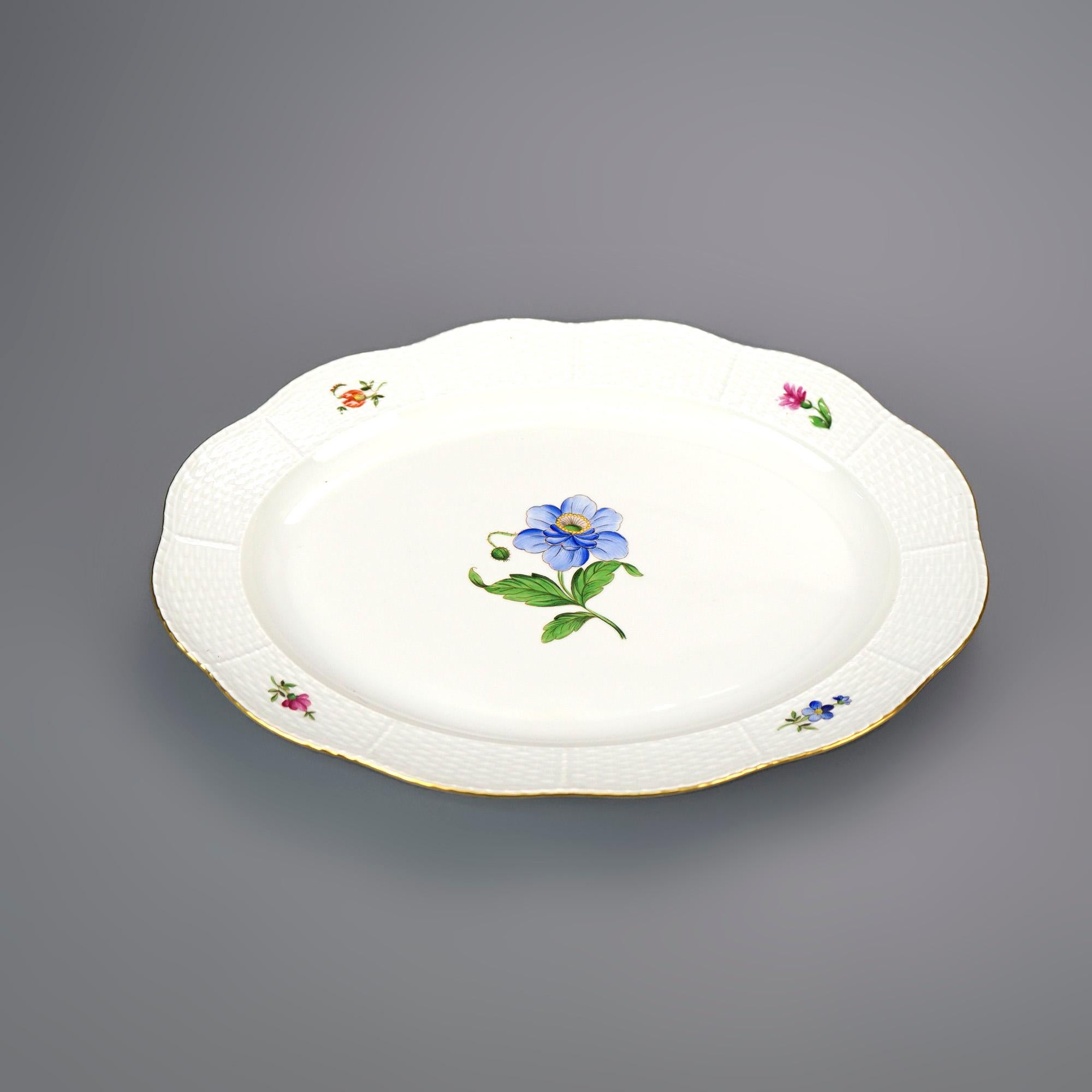 Four Floral Decorated Herend Porcelain Serving Pieces, 20th C In Good Condition In Big Flats, NY