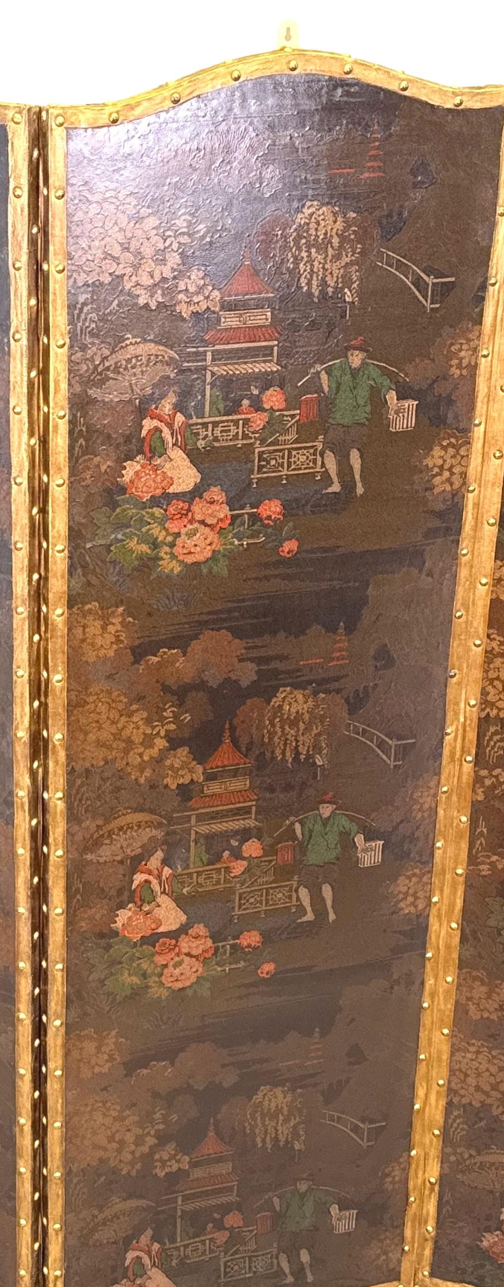 Pelle Paravento a quattro pieghe in pelle Chinoiserie del XIX secolo in vendita