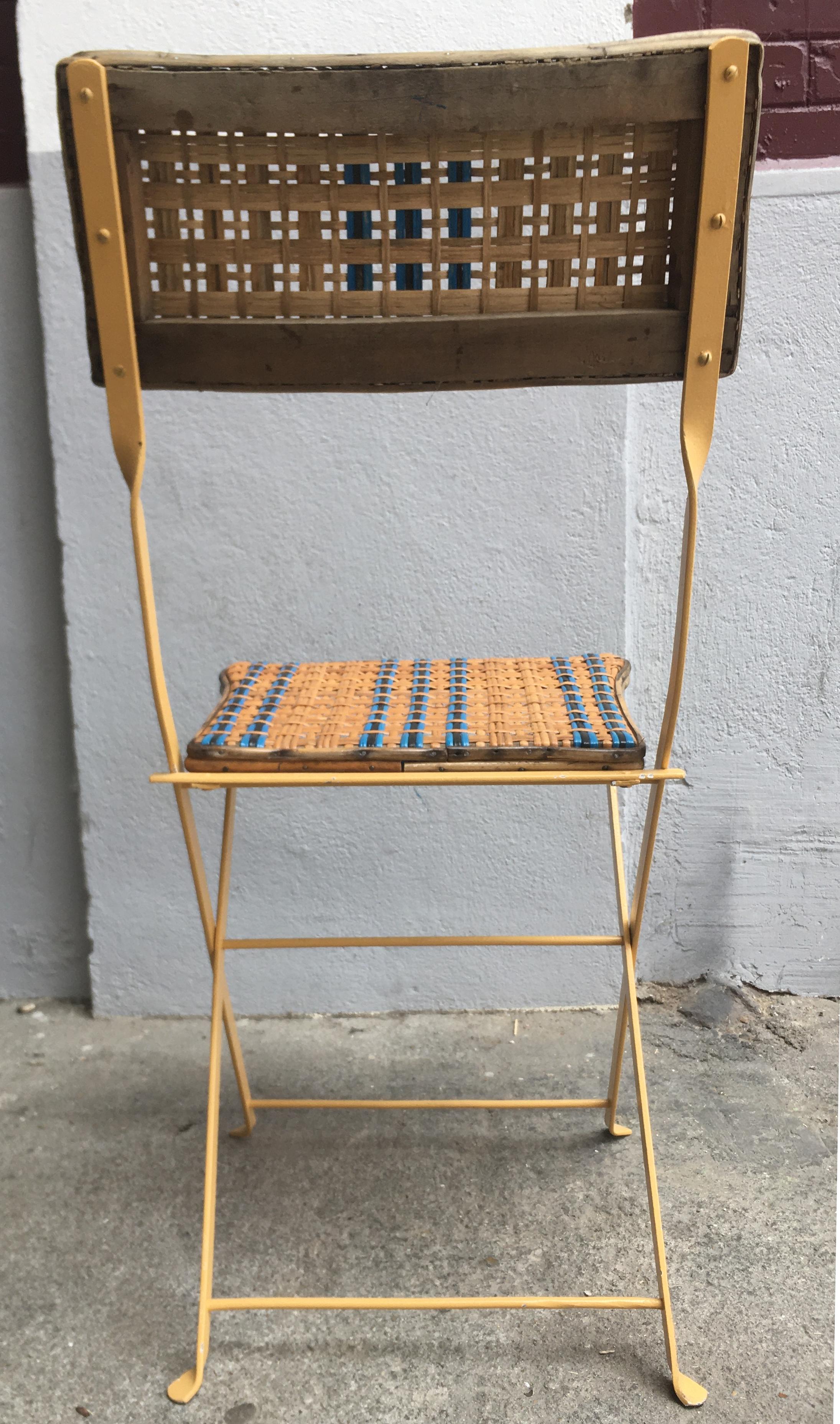 Four Foldable Garden Chairs in Rattan and Lacquered Iron In Good Condition For Sale In Paris, FR