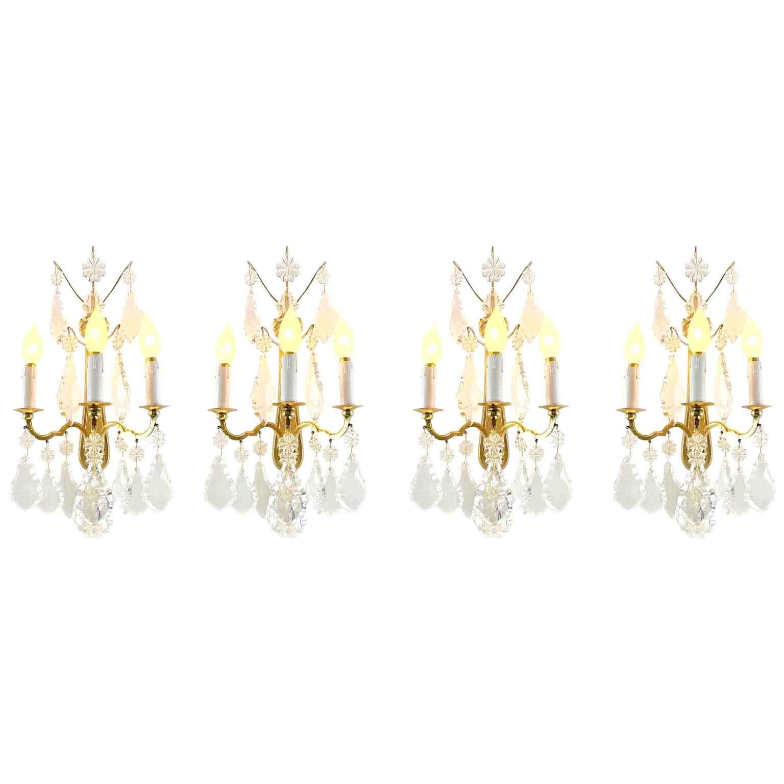 Set of Four Baccarat Crystal Sconces 20th Century French Gilt Wall Lights 11