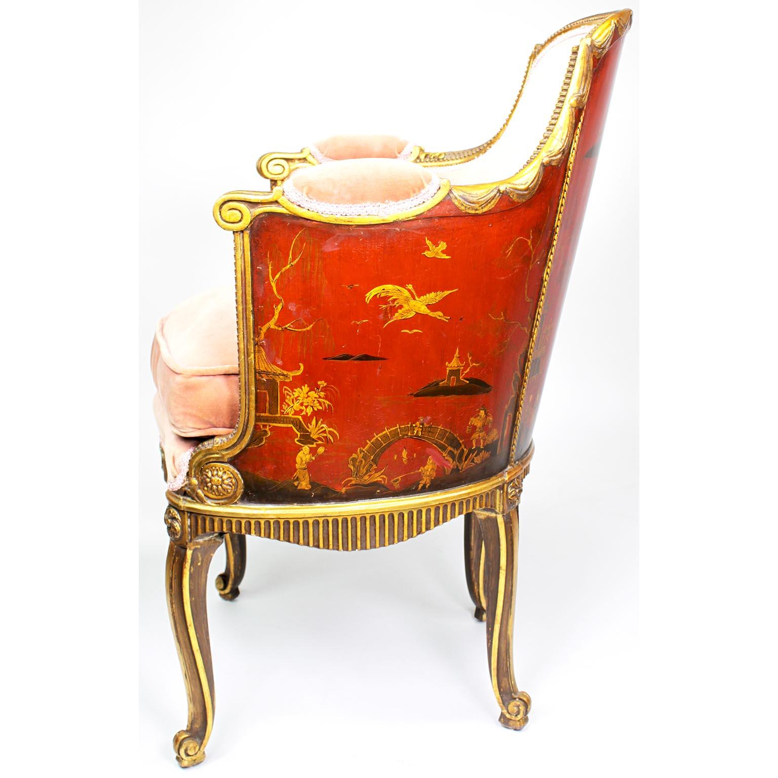 Velours Quatre bergères françaises de style Louis XV en bois doré sculpté et chinoiserie, Jansen Attr. en vente