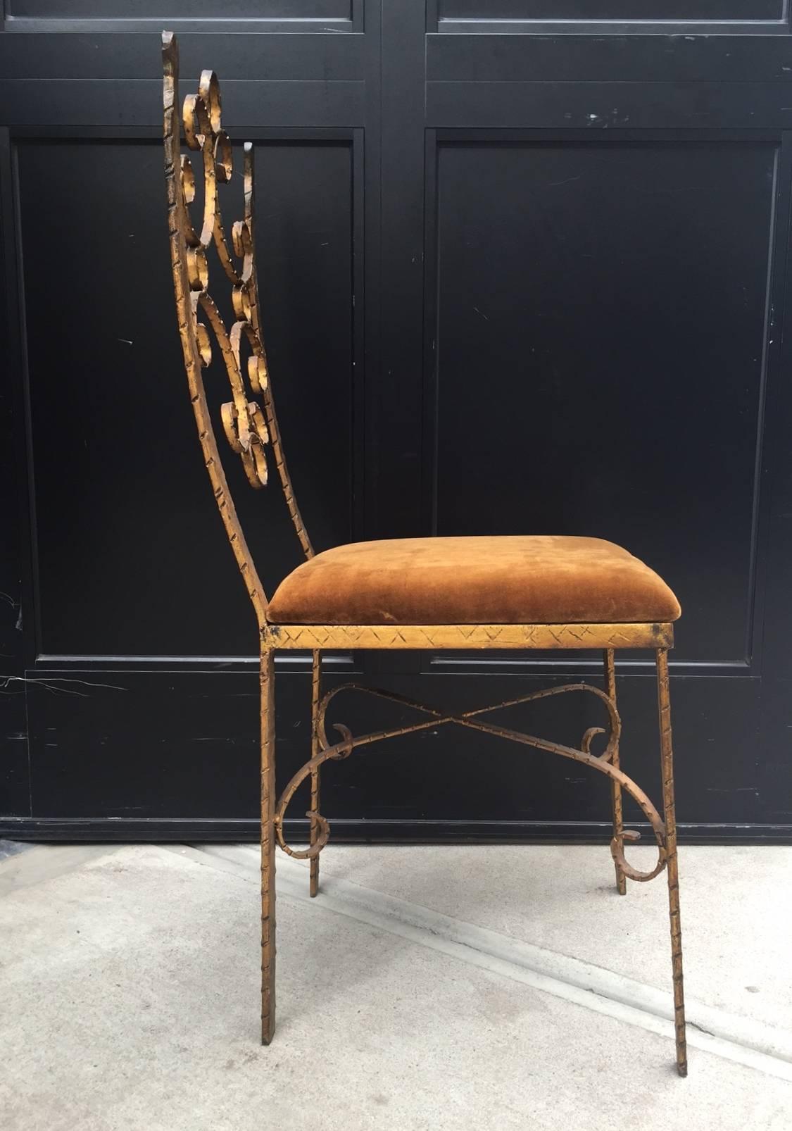 Four French Wrought Iron Gold Gilt Chairs Manner of Gilbert Poillerat In Good Condition For Sale In New York, NY
