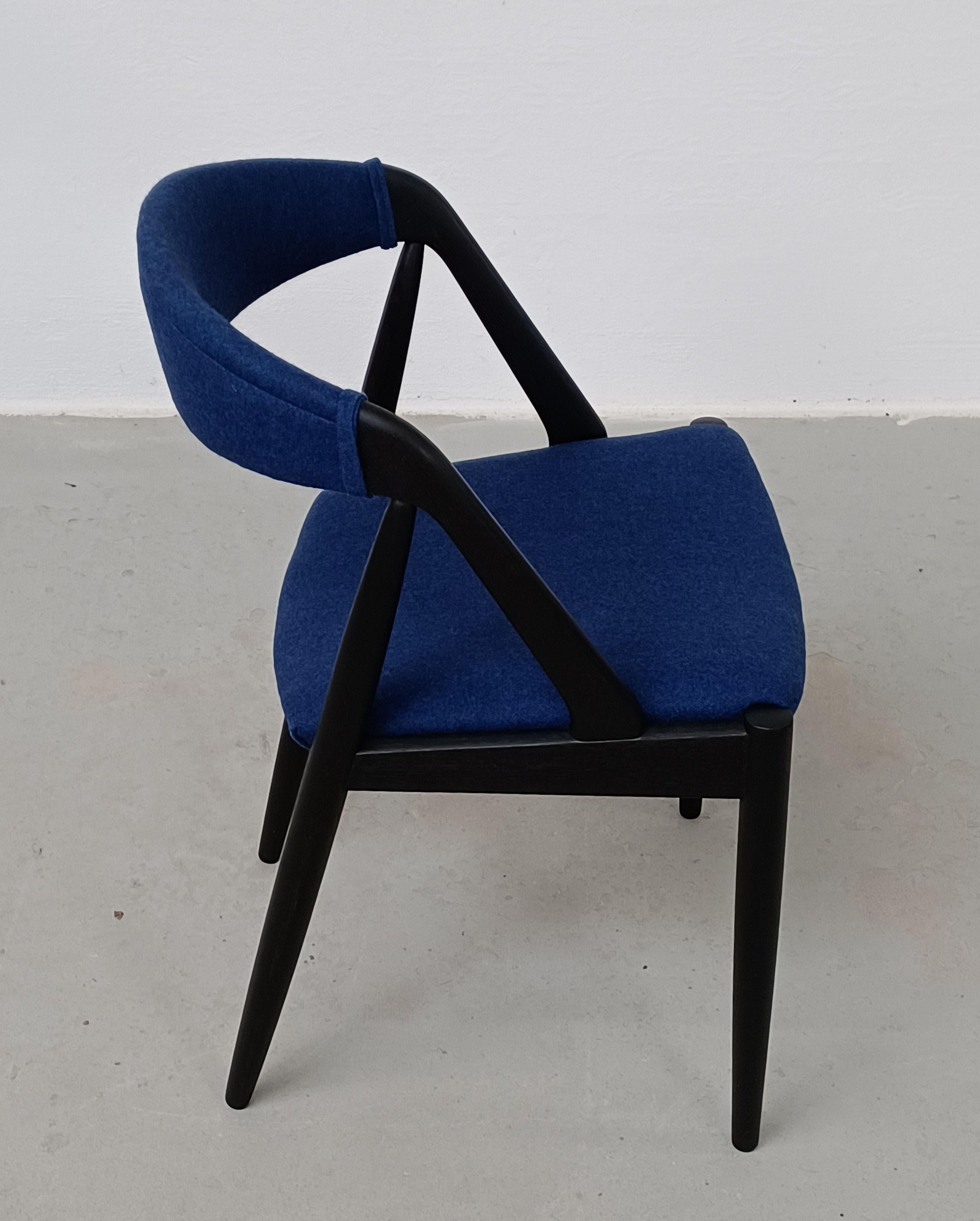 Four Fully Restored Ebonized and Reupholstered Kai Kristiansen Oak Dining Chairs For Sale 2