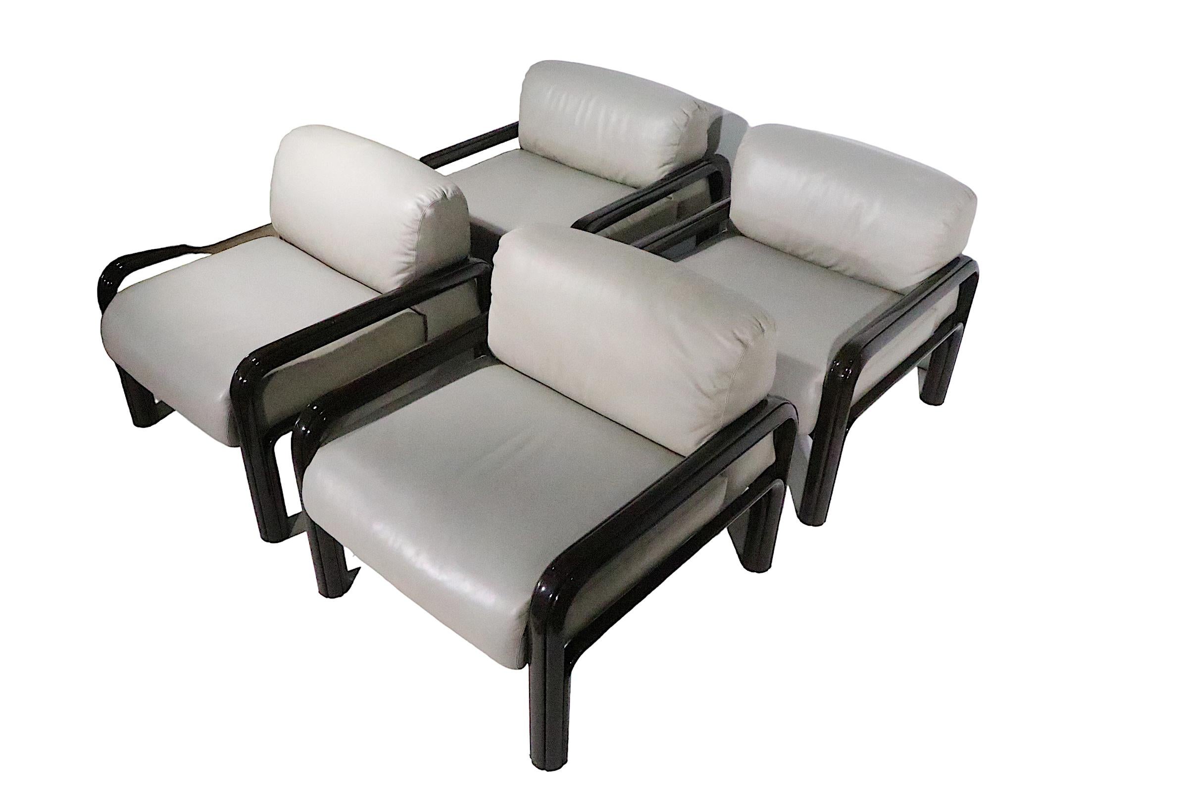 Four Gae Aulenti for Knoll Leather  Lounge Chairs c 1970's  For Sale 5