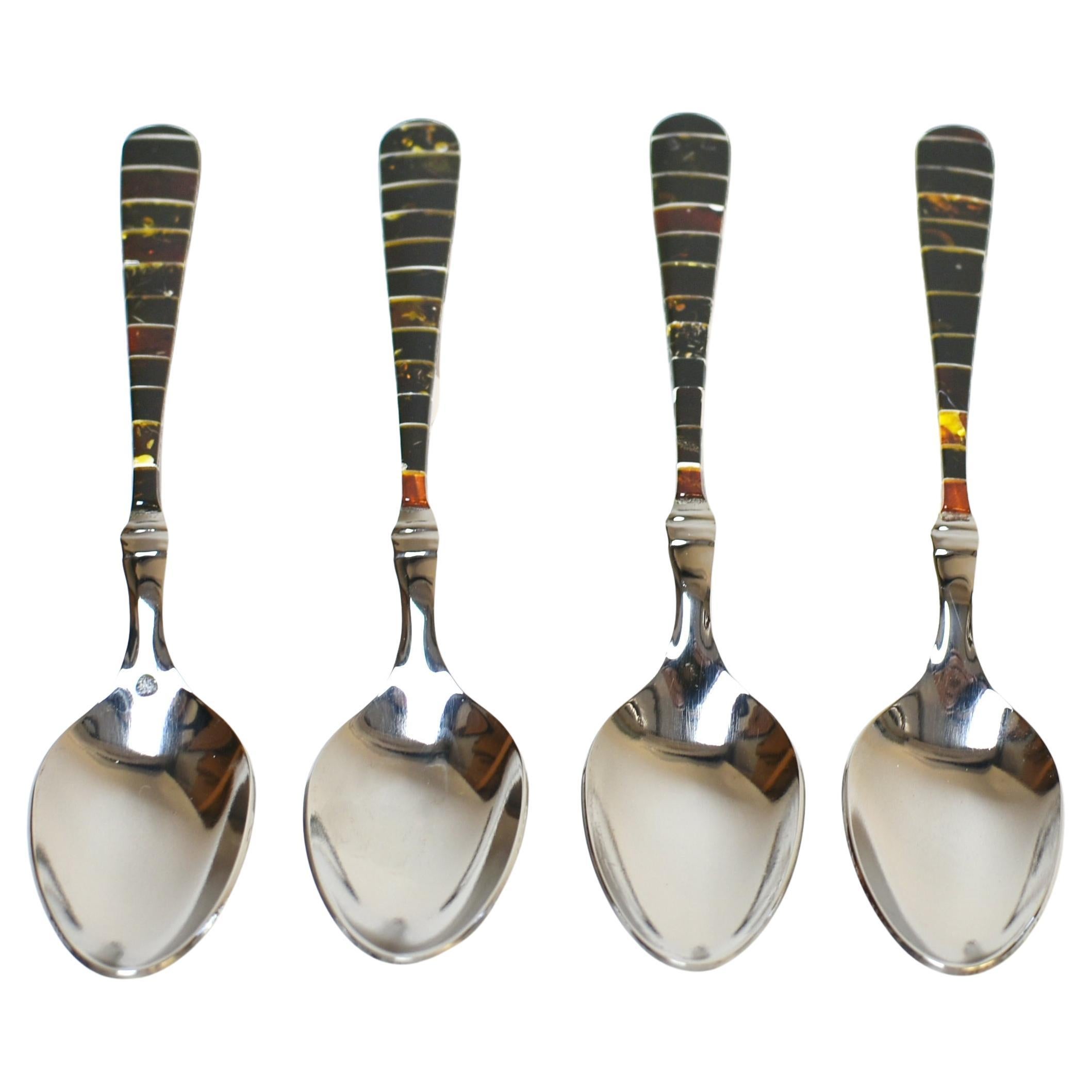 Oggetti nuovi e personalizzabili nella categoria Tableware