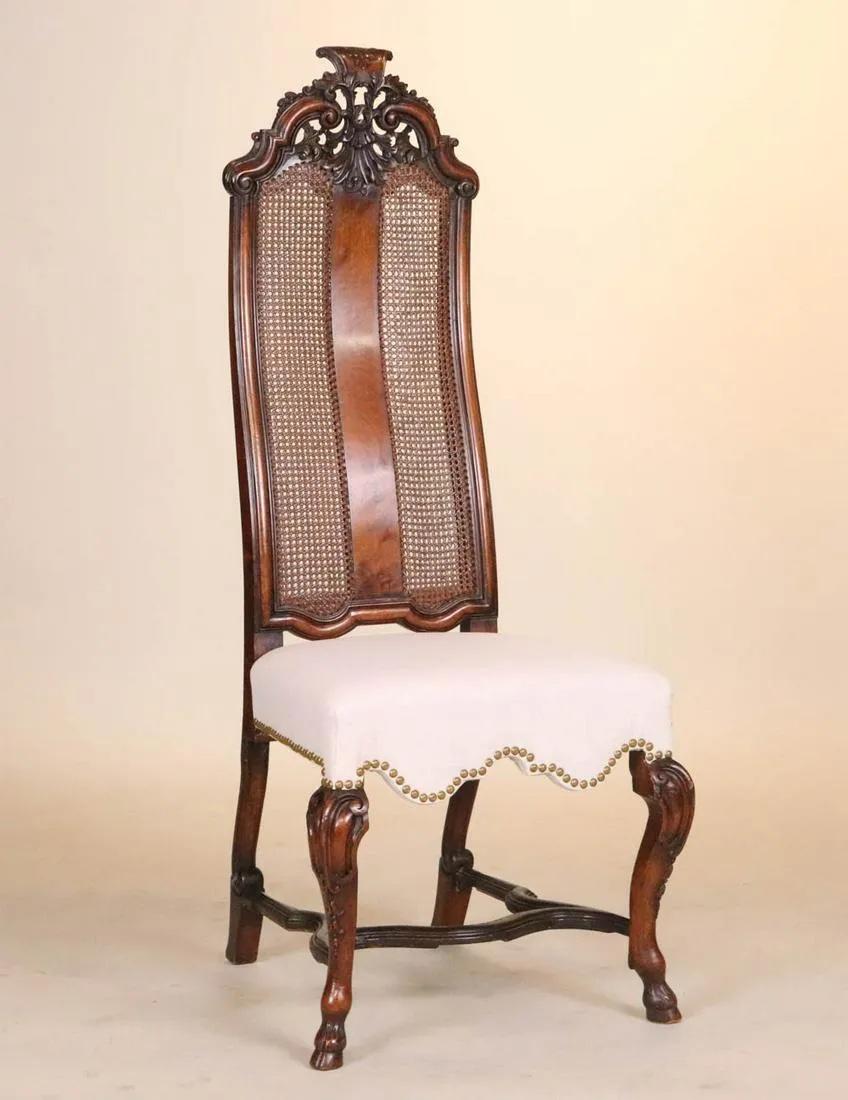 English Four George I 18th Century Walnut Chairs For Sale