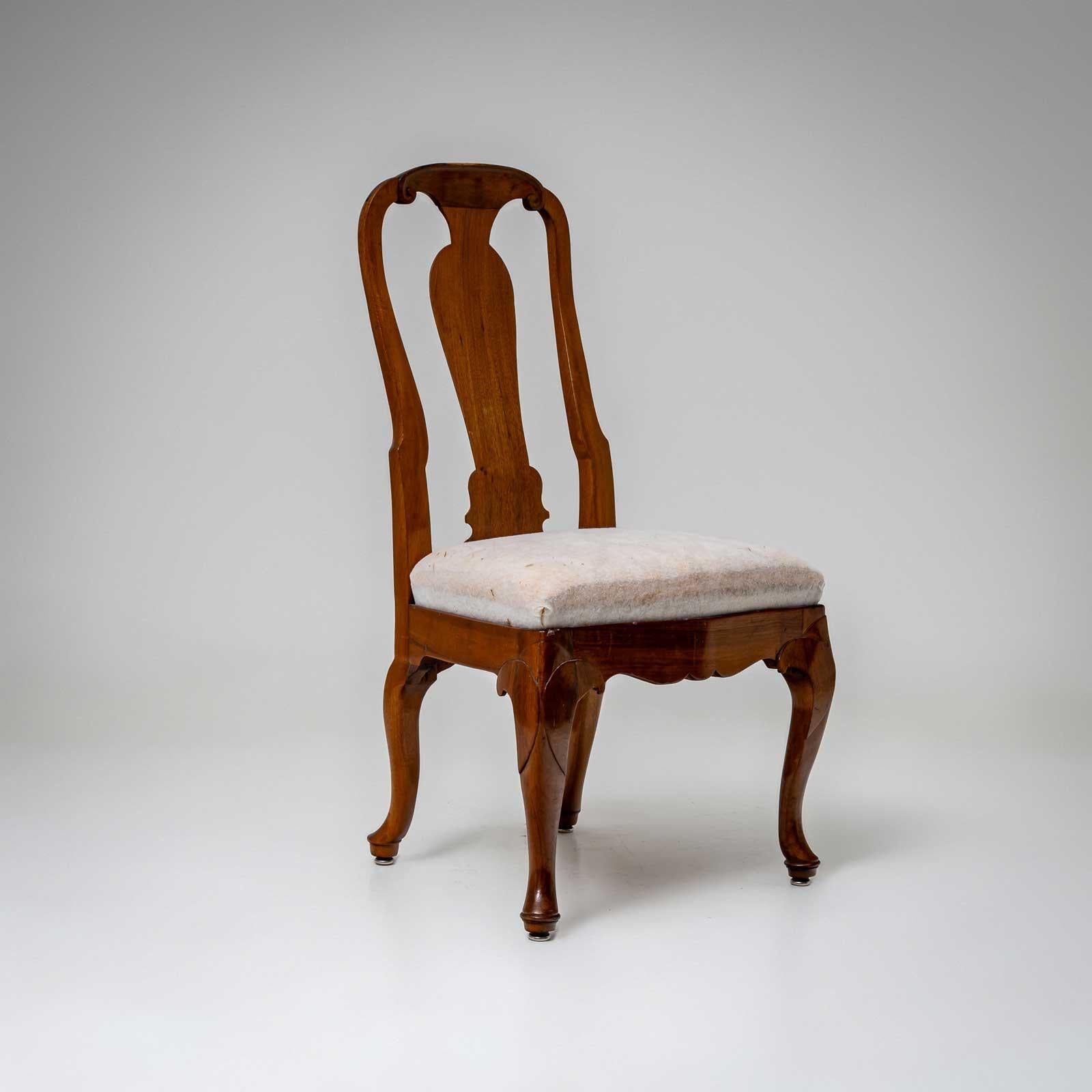 Vier George II.-Esszimmerstühle, 18. Jahrhundert (Mahagoni) im Angebot