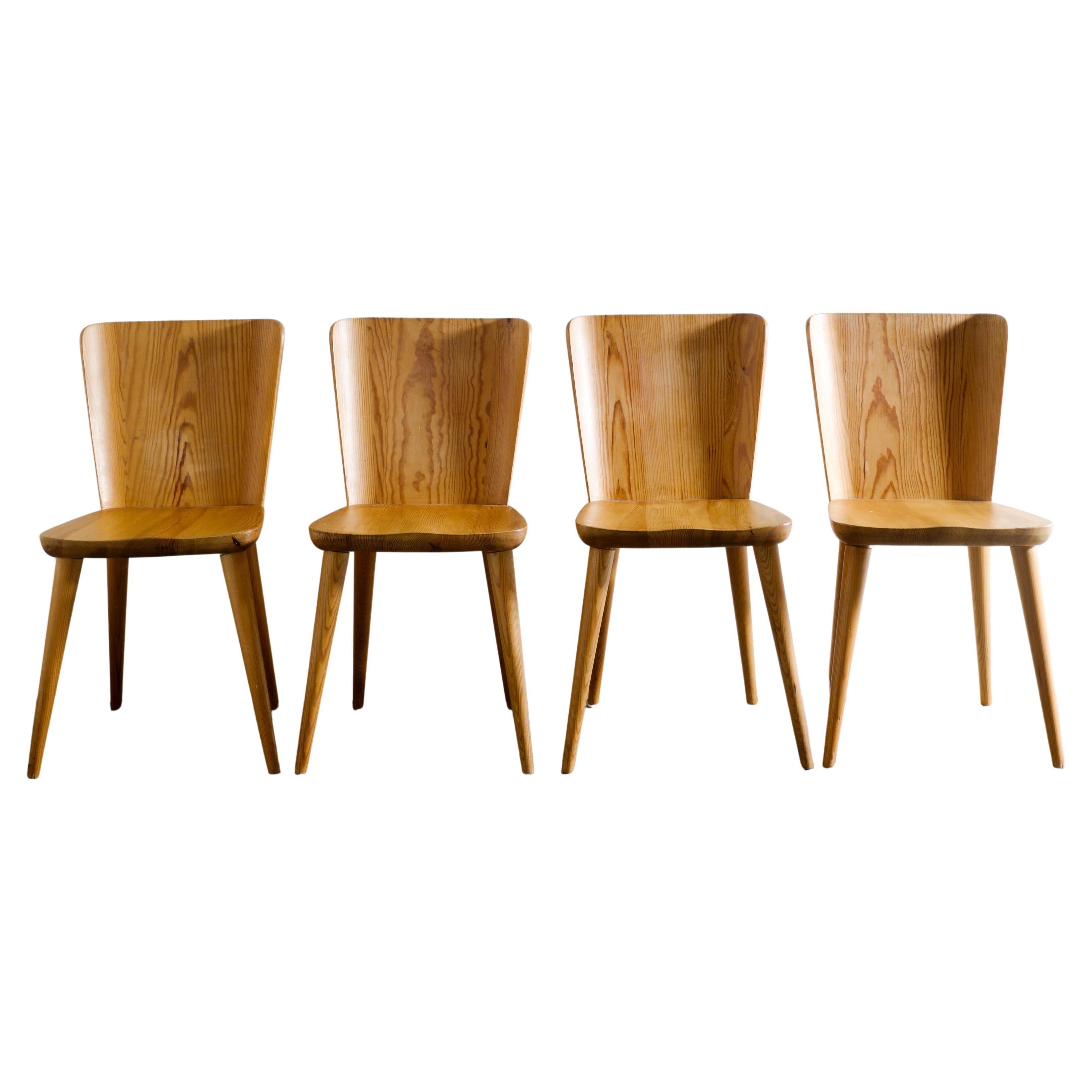 Four Göran Malmvall Mid Century Dining Chairs in Pine Produced in Sweden, 1940s