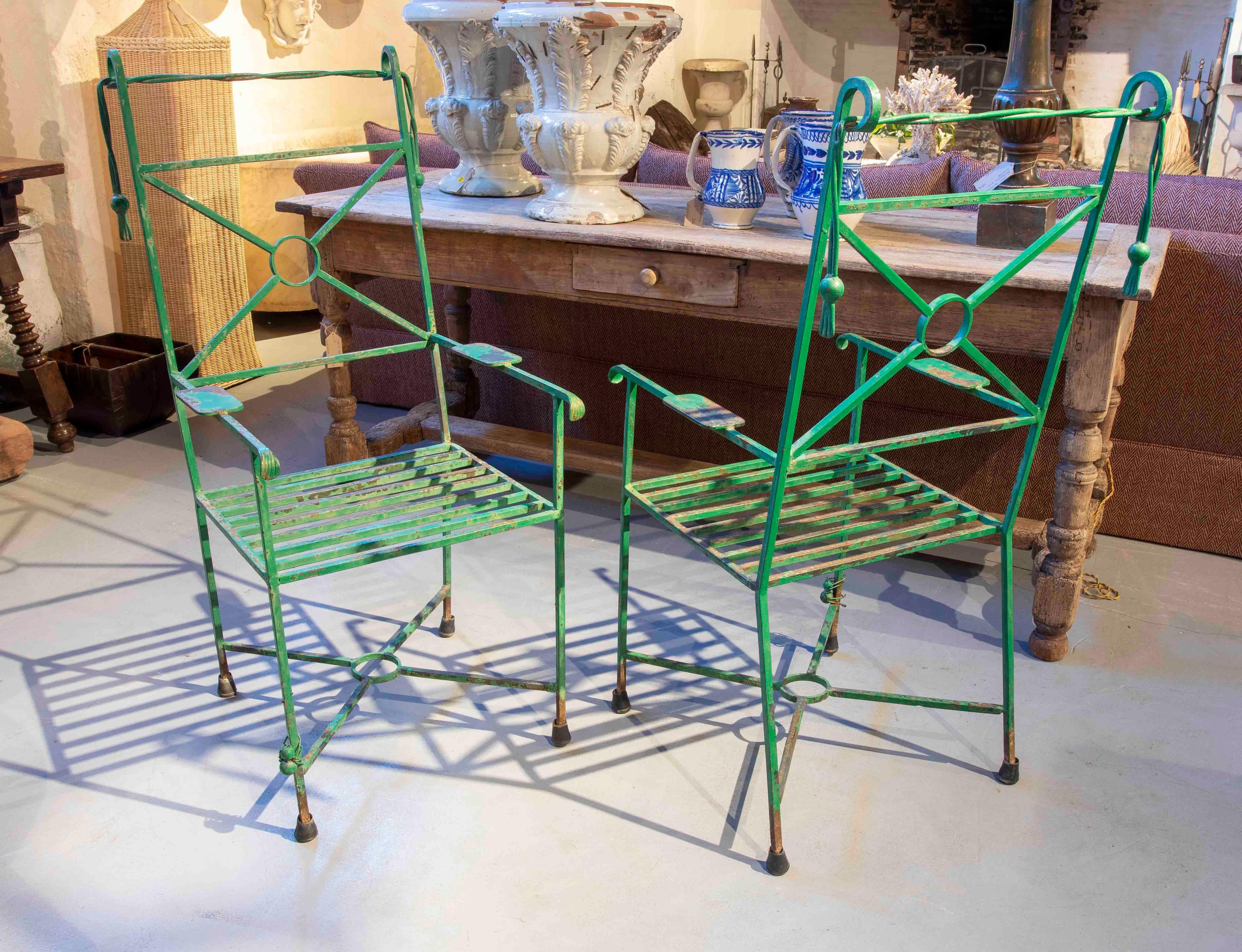 Four Green Painted Iron Chairs with Ants Decoration on the legs In Good Condition For Sale In Marbella, ES