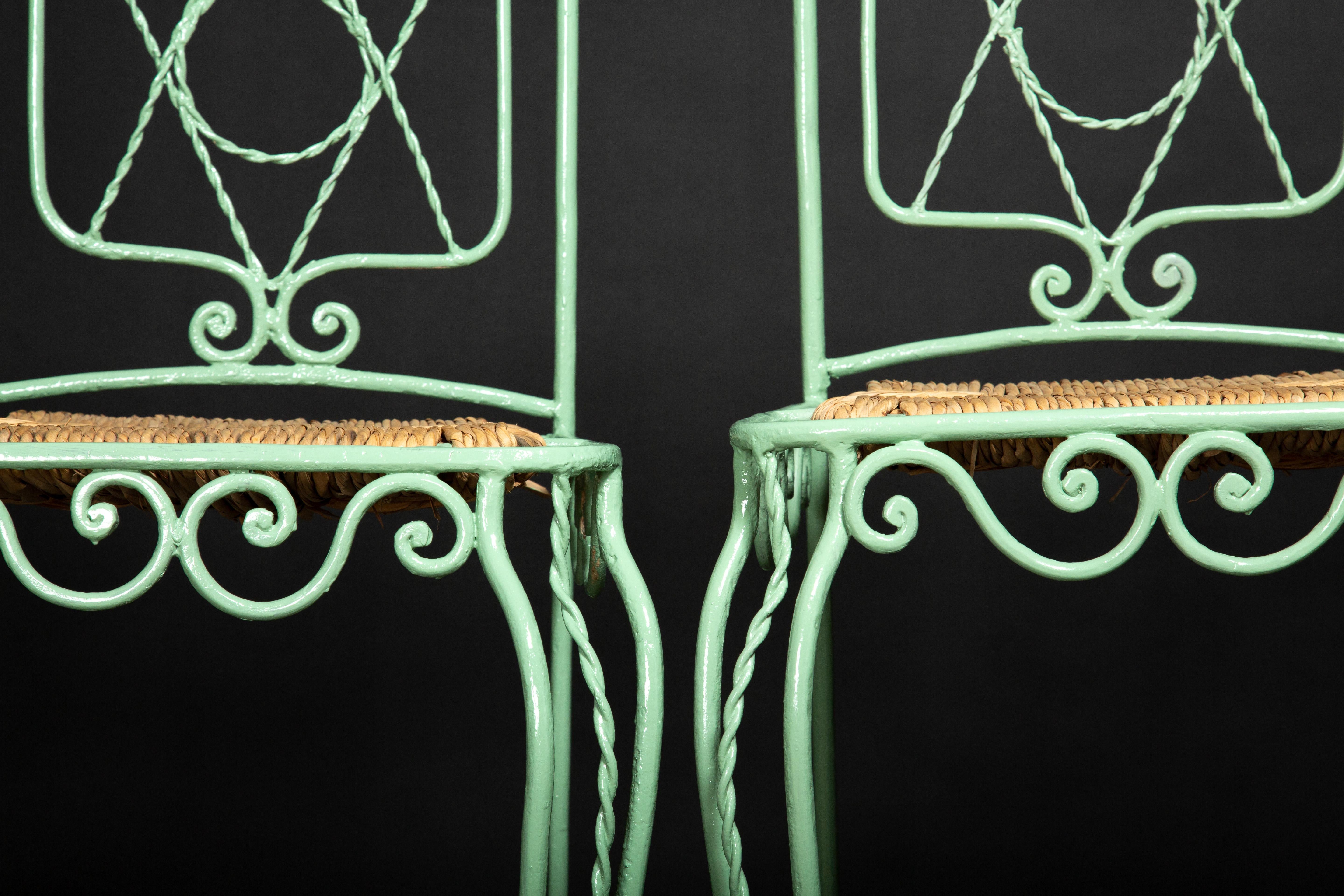 Four Green Painted Metal Bar Stools with Intricate Metal Work In Excellent Condition For Sale In New York, NY