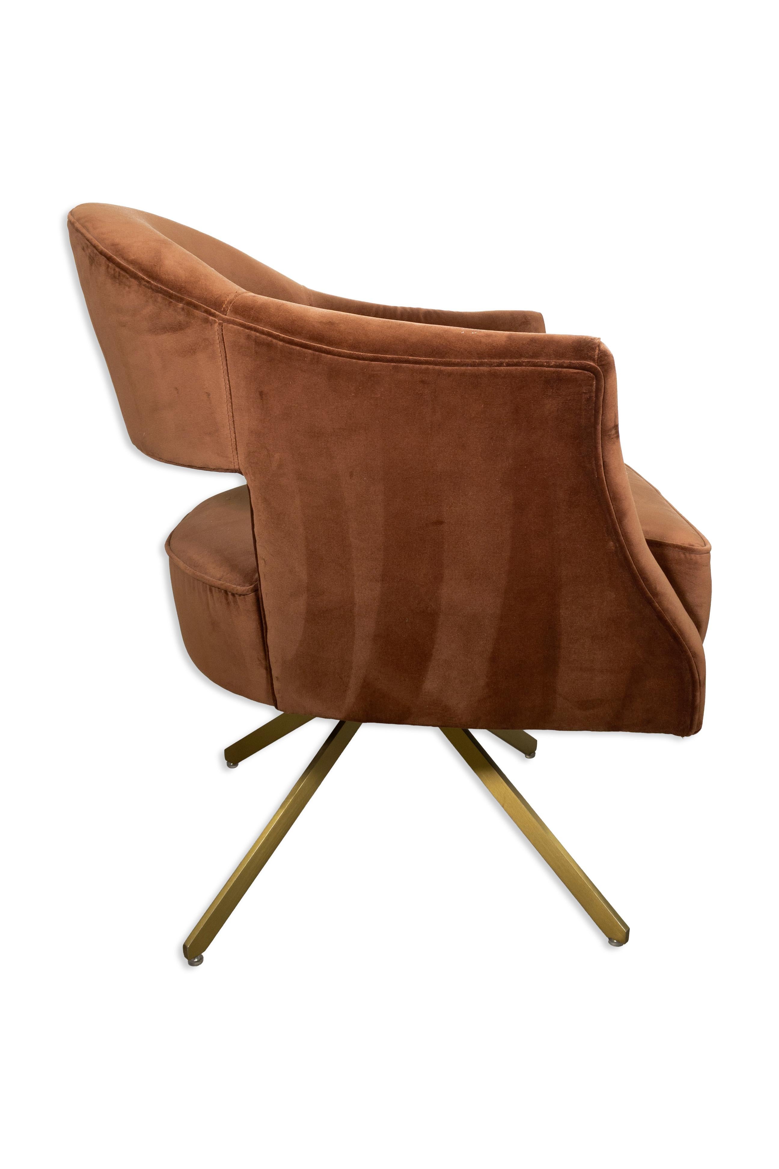 Sconosciuto Sedia da scrivania Auburn Adara in stile Midcentury di Four Hands in vendita