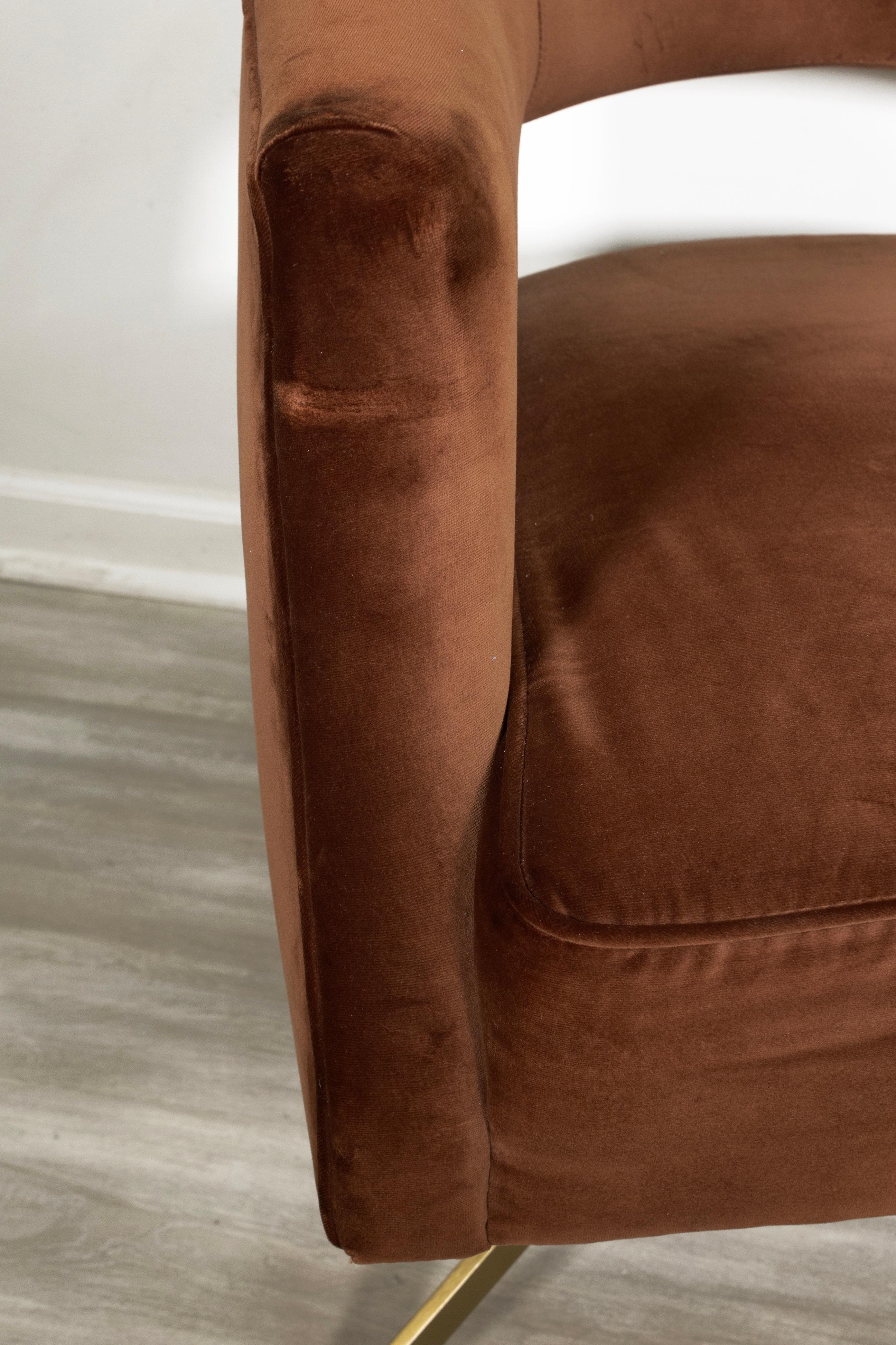 XX secolo Sedia da scrivania Auburn Adara in stile Midcentury di Four Hands in vendita