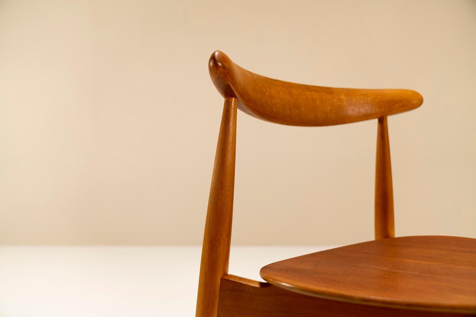 Four 'Heart' Dining Chairs by Hans Wegner Model FH4103 for Fritz Hansen, 1950s 6