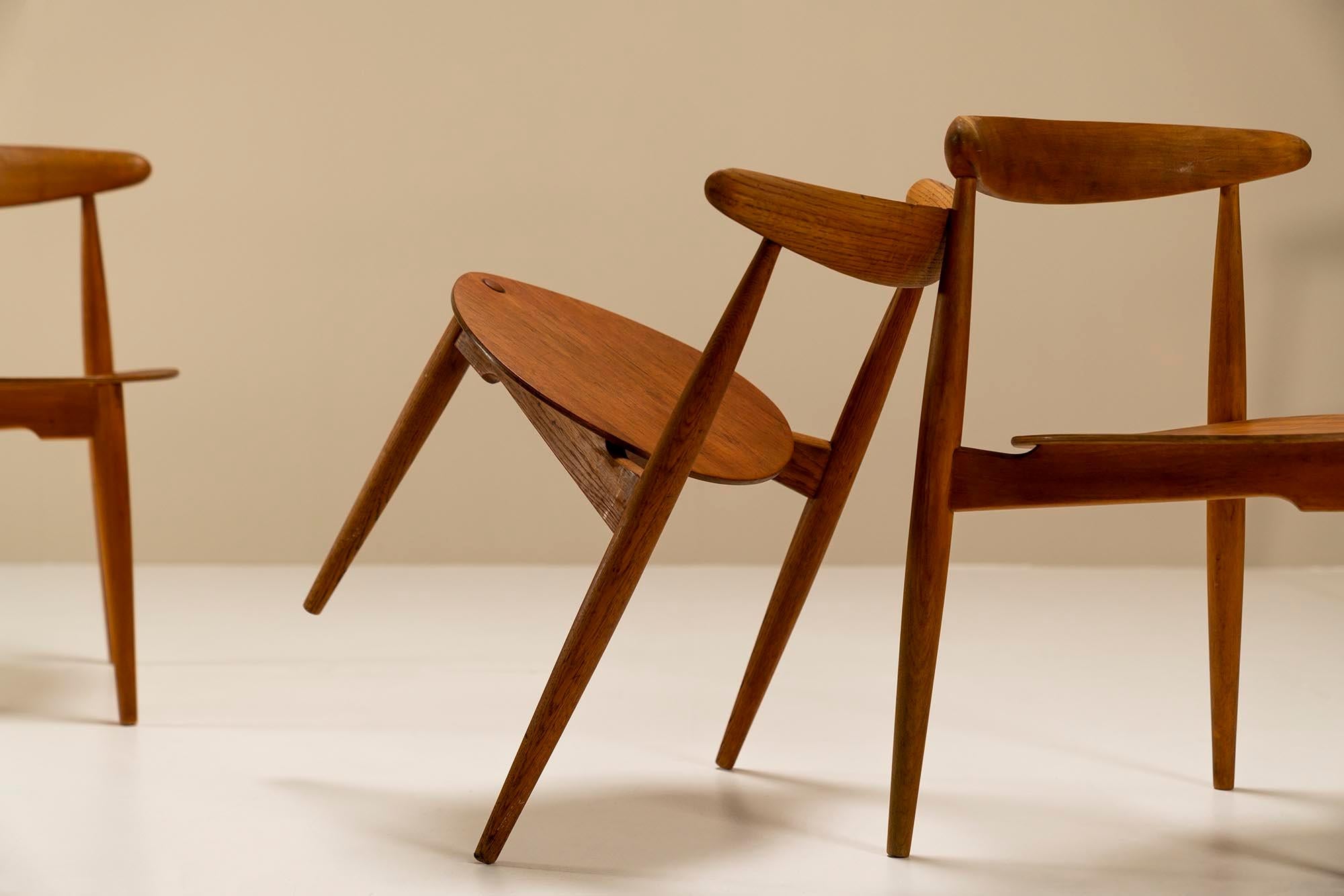 hans wegner heart chair