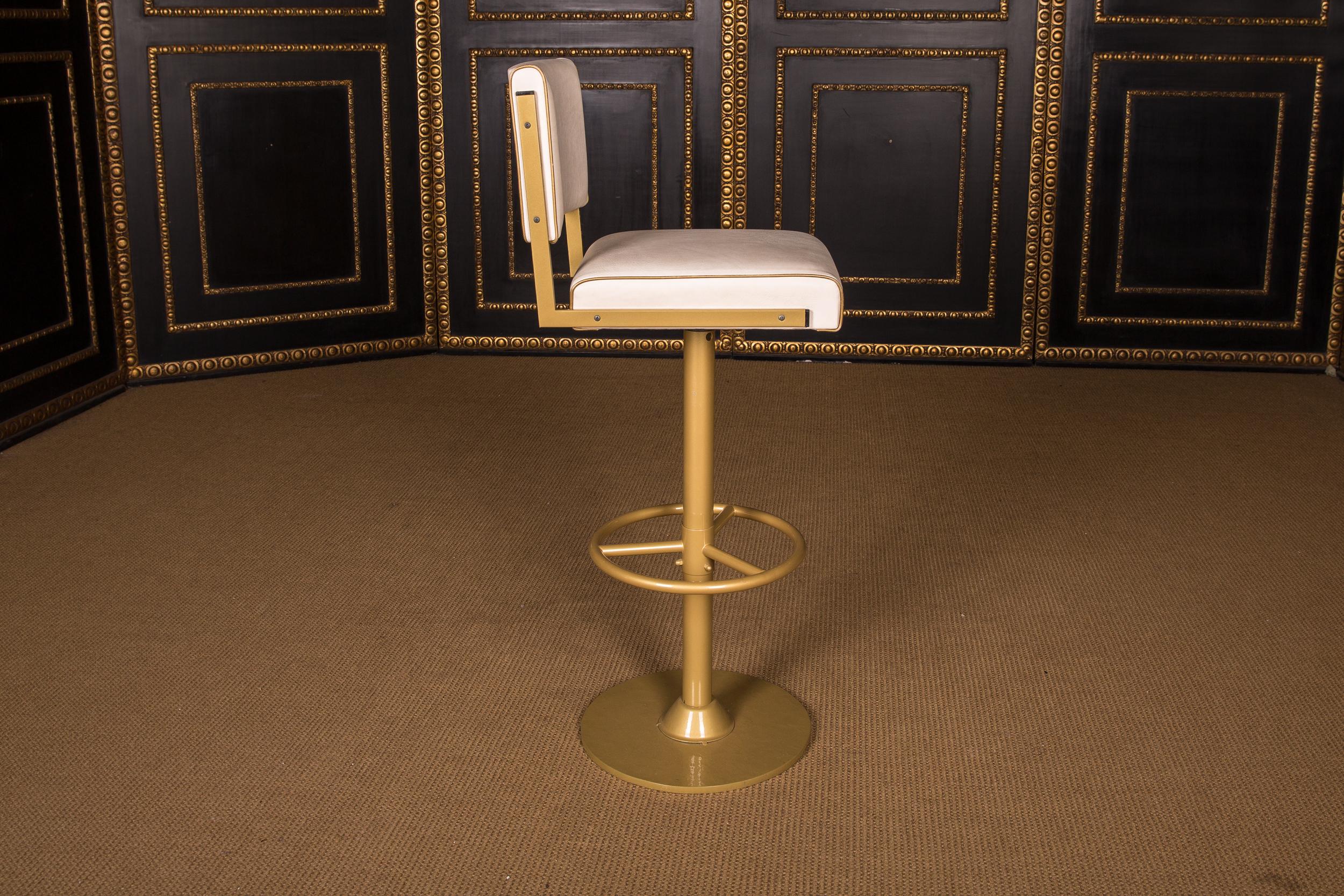 Four High Quality Bar Stools Made of Metal in Golden Color 1
