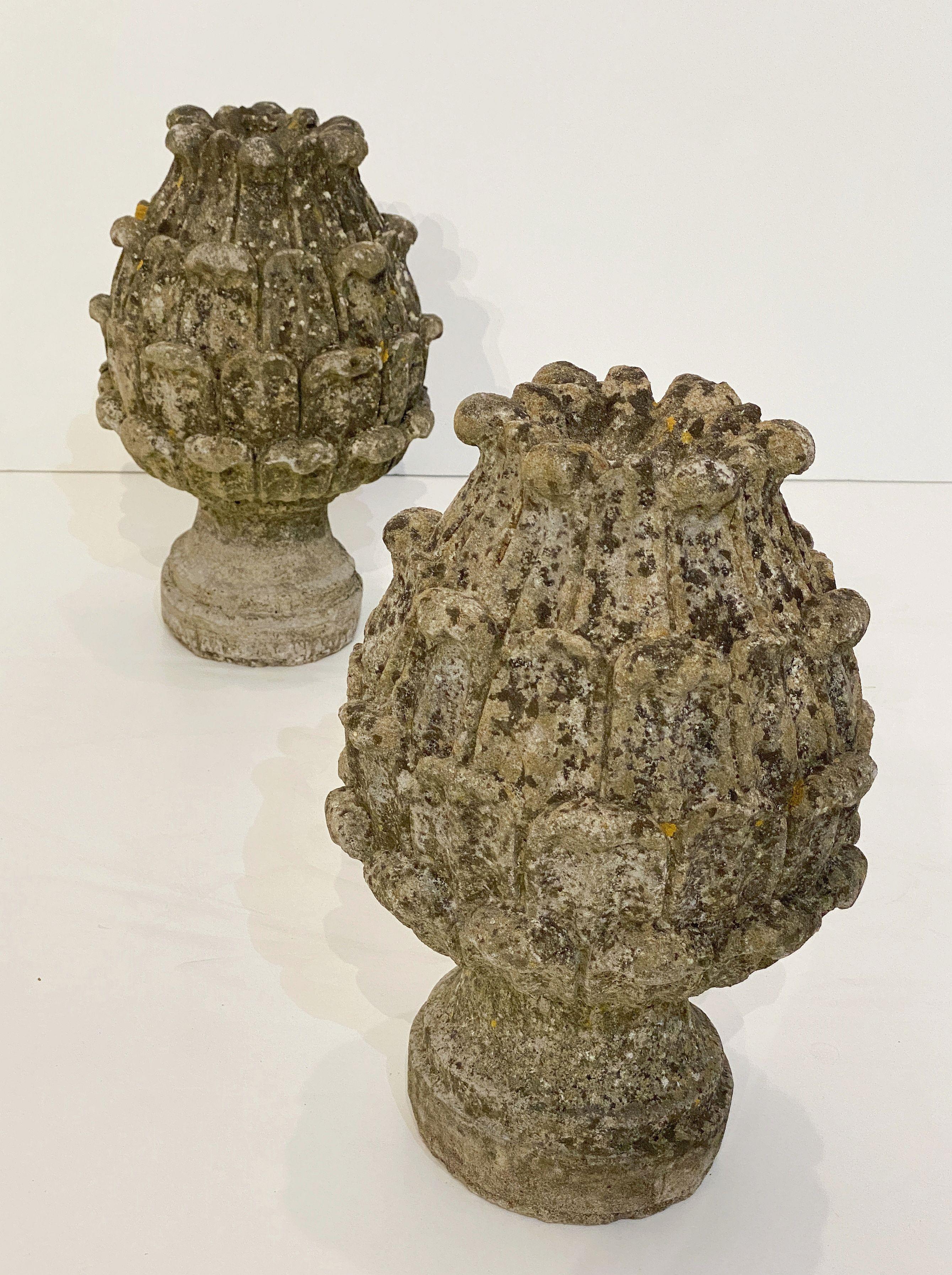 Quatre artichauts de jardin italiens en pierre - Prix individuels en vente 3