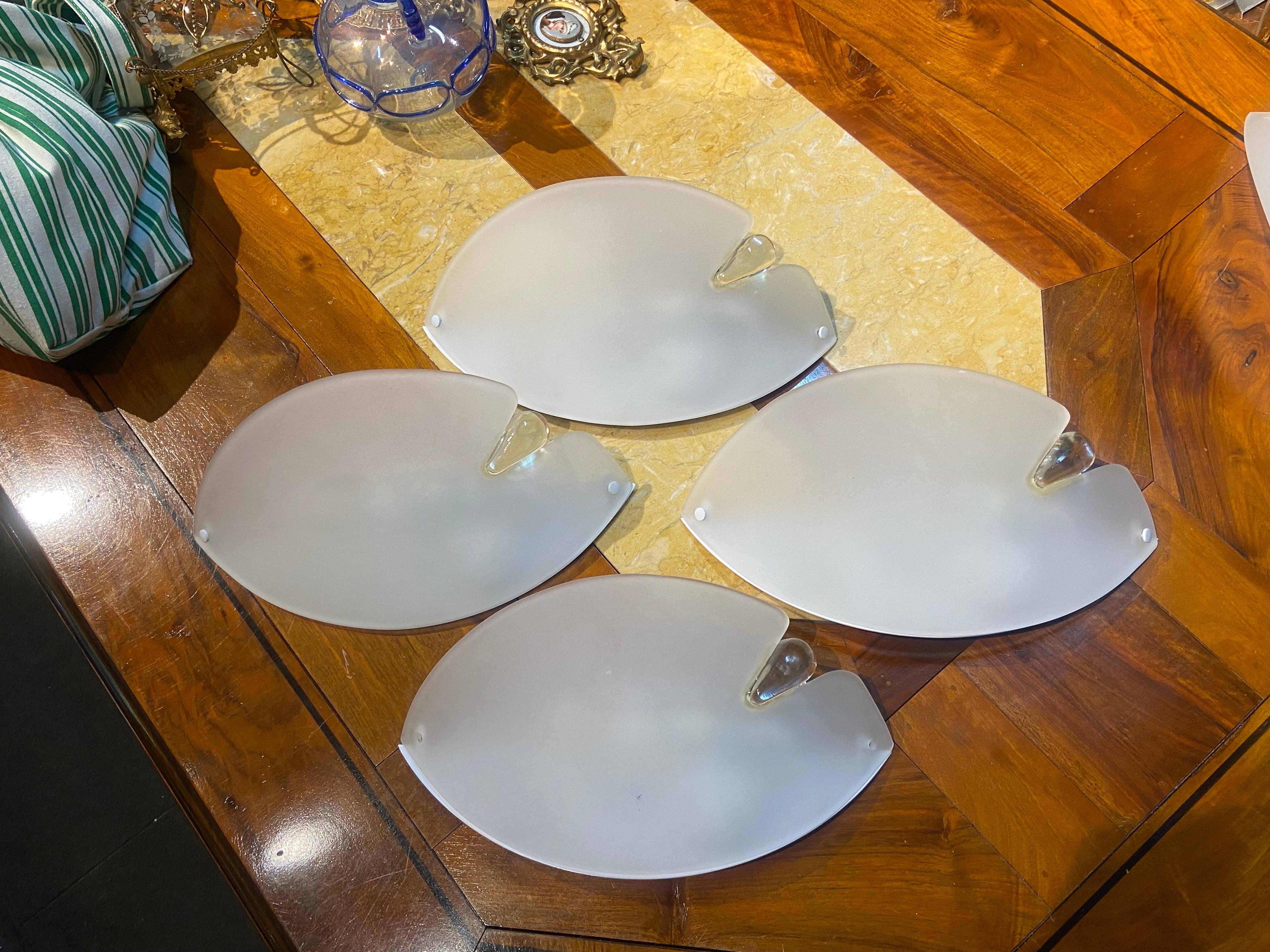 Hand-Crafted Four Italian Modern Wall Lights Hand Crafted Smoked Murano Glass By AV Mazzega For Sale