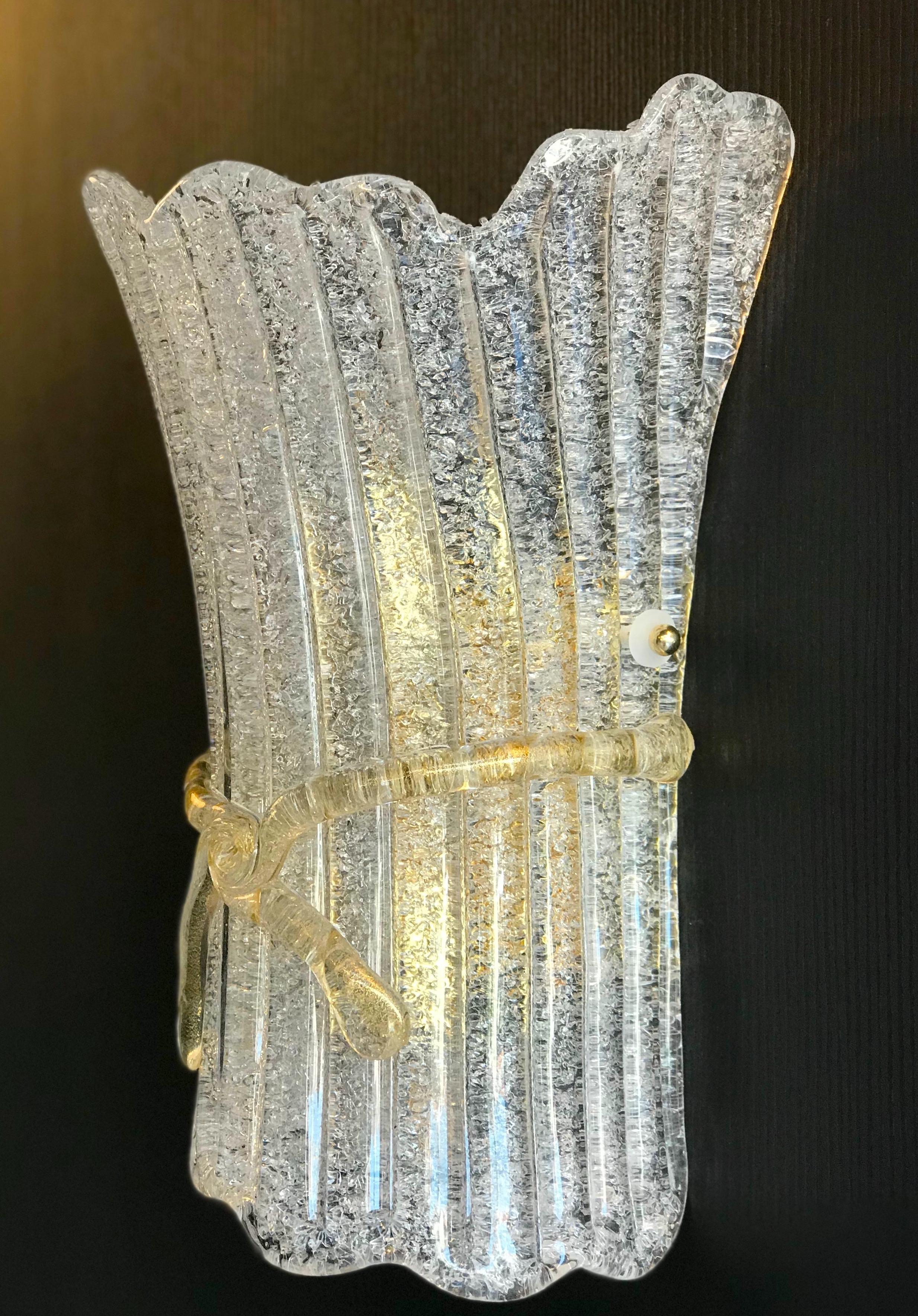 20ième siècle Quatre appliques murales italiennes en verre de Murano par Barovier & Toso 1970 en vente