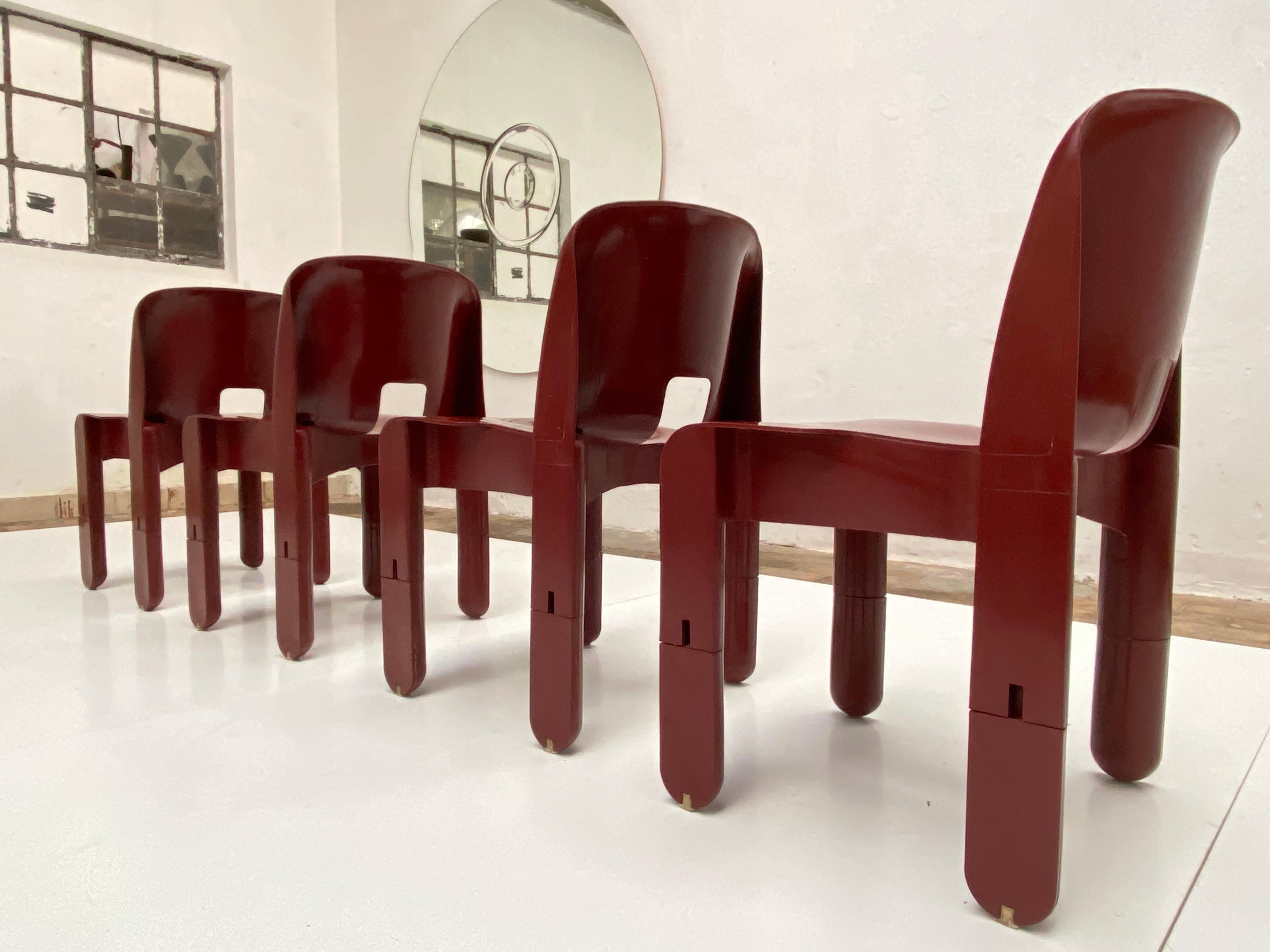 Mid-20th Century Four Joe Colombo 'Universale' Chairs, Very Rare First Edition 1967 Kartell Italy