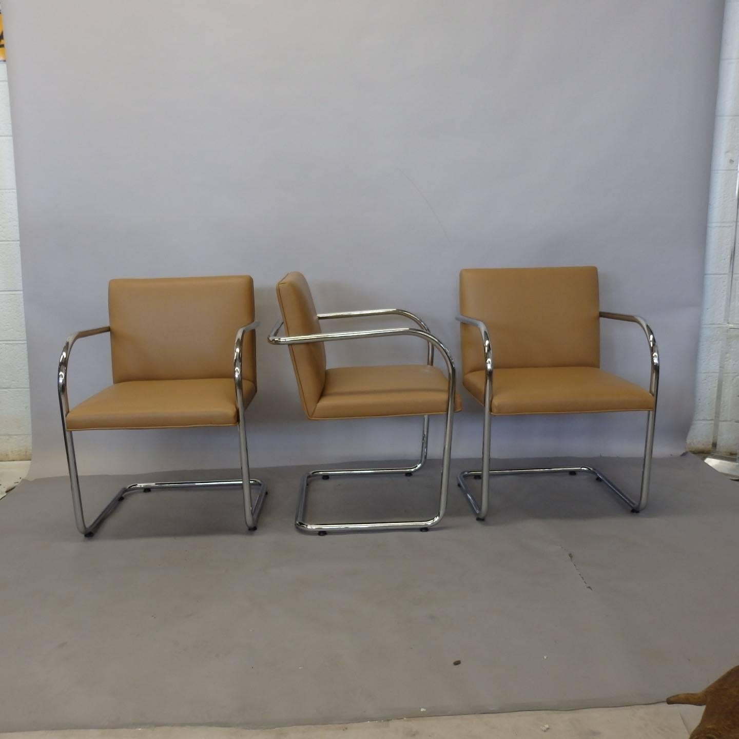 Four Knoll Mies van der Rohe Brno Chrome Tube Chairs In Excellent Condition In Ferndale, MI