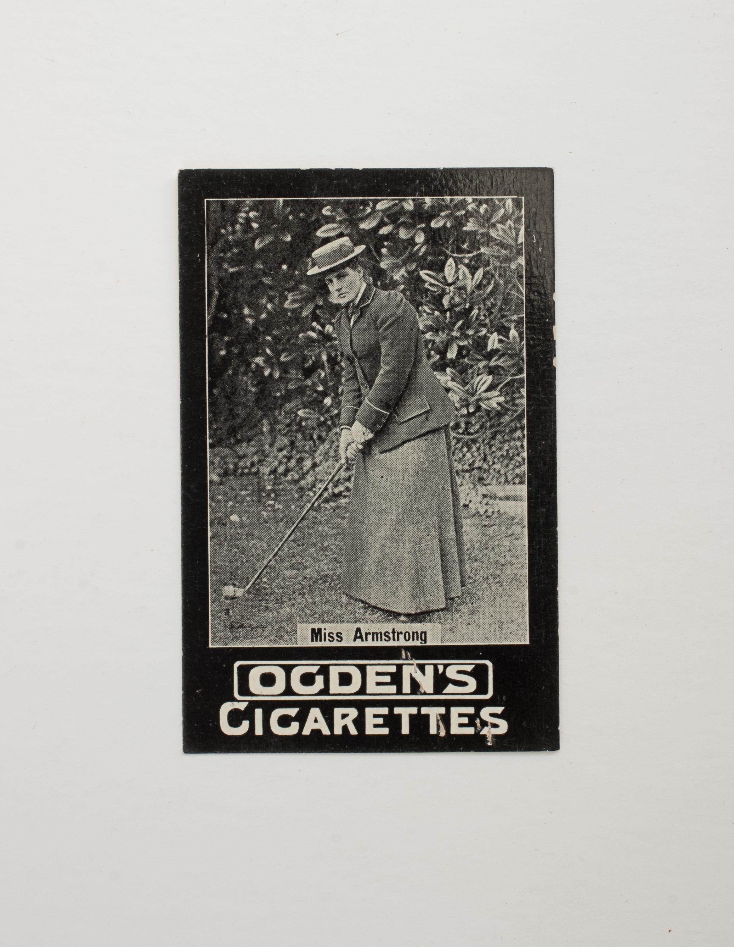 Papier Quatre cartes à cigarettes pour femmes d'Ogdens en vente