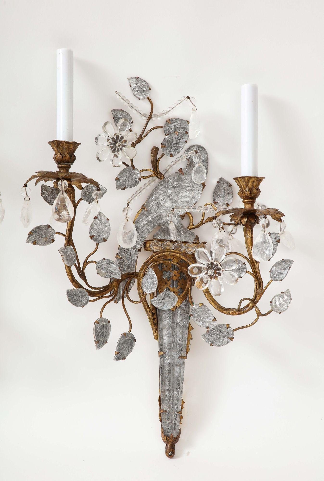 Francese Coppia di grandi lampade in cristallo di rocca d'epoca Bird Rock Bagues in vendita
