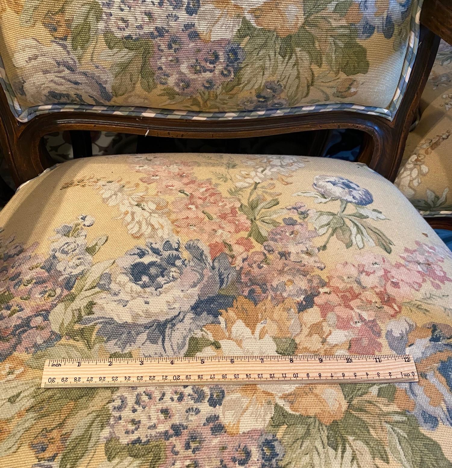 Four Late 20th Century Floral and Gingham Upholstered Louis XV Style Armchairs In Good Condition For Sale In Morristown, NJ