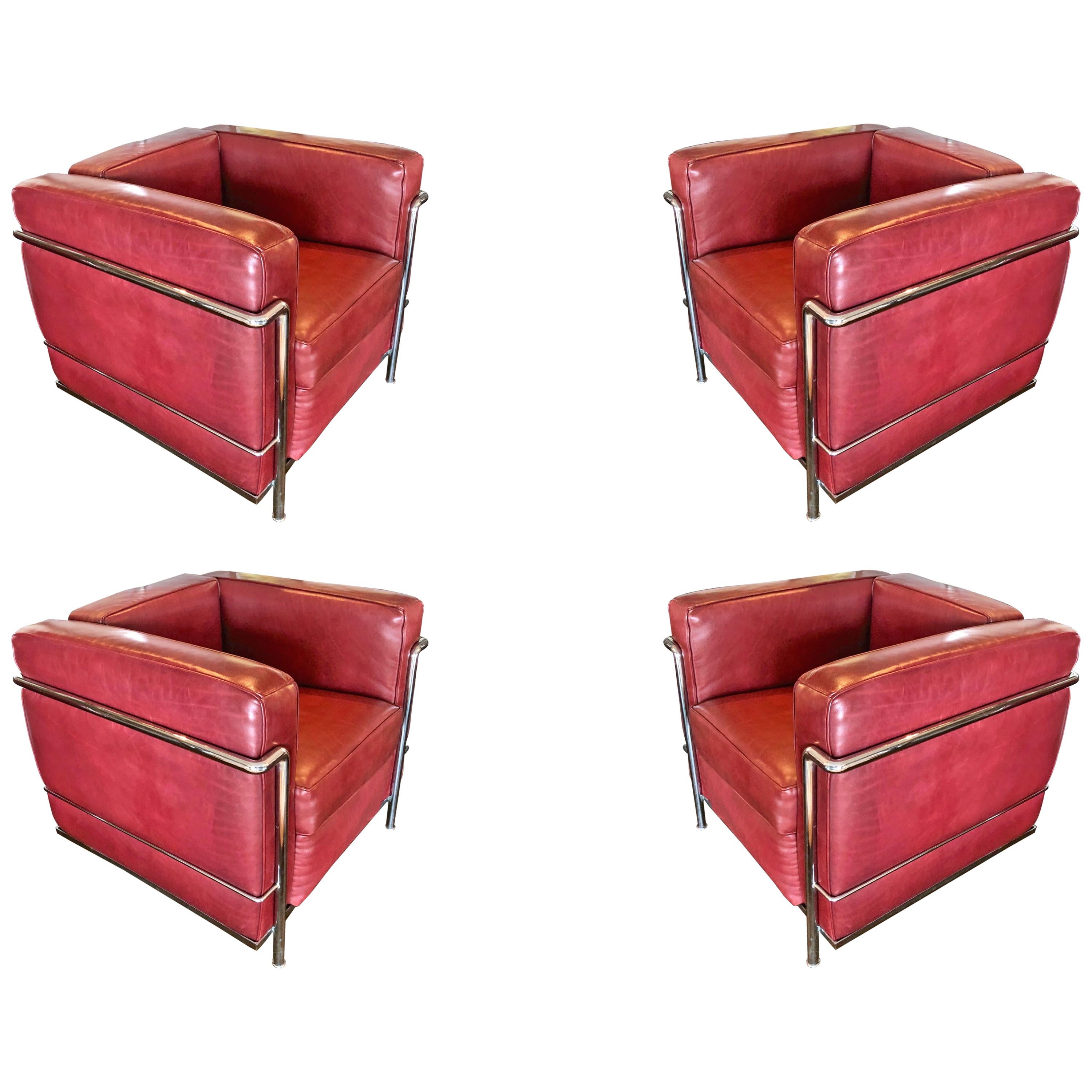 Four LC2 Lounge Chairs Reupholstered in Burgundy Leather, Italy, circa 1970