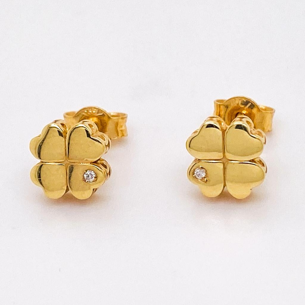 Round Cut Four Leaf Clover & Diamond Studs Heart Leaves 14K Gold, St Patrick's St Paddy's For Sale