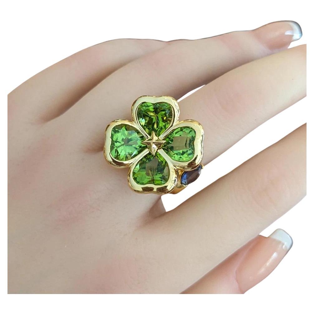Four Leaf Clover Peridot and Sapphire Cocktail Ring in 18k Yellow Gold