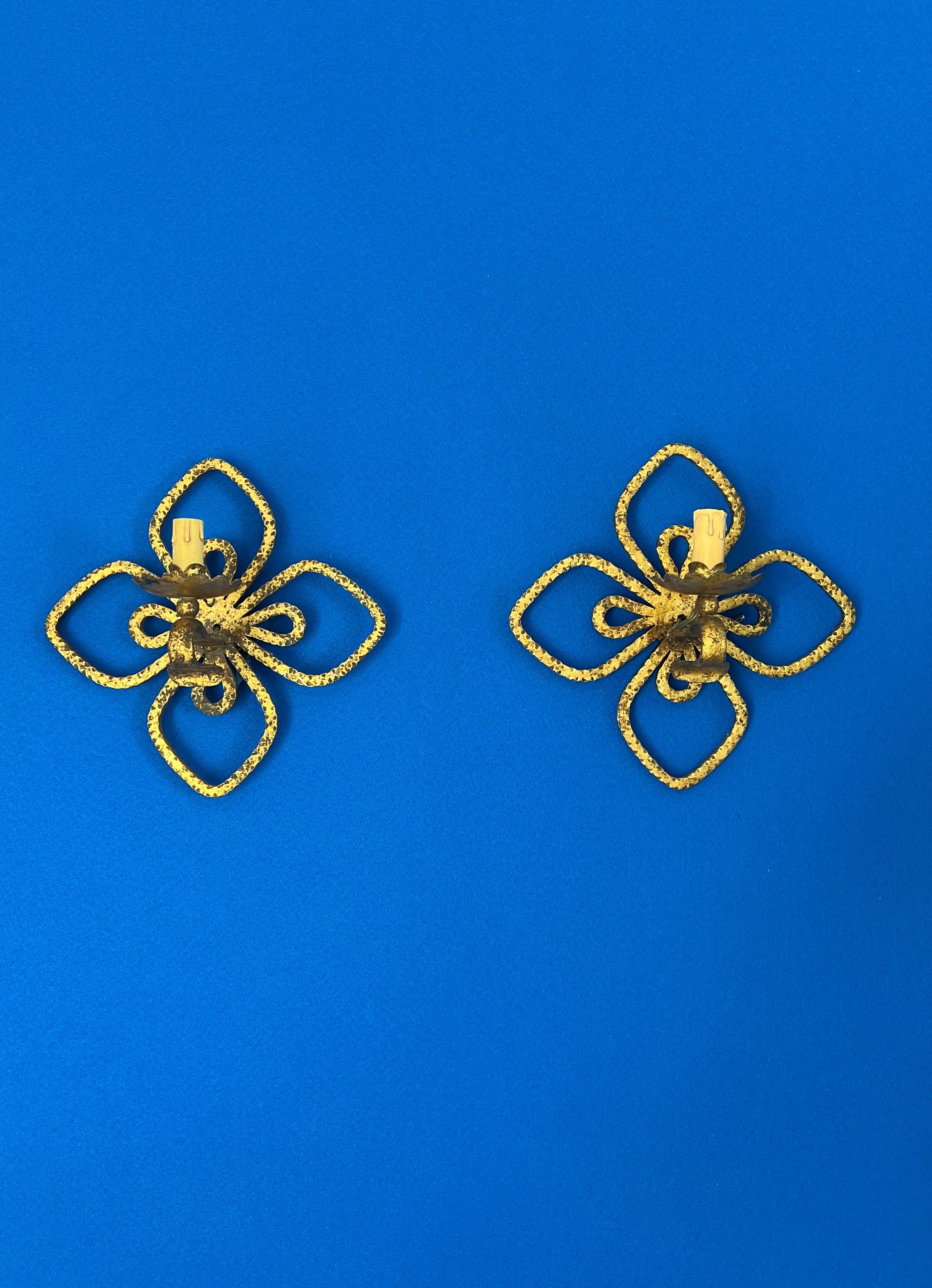 Lámpara de pared Trébol de cuatro hojas de Pier Luigi Colli, años 50, en hierro dorado en Bueno estado para la venta en Palermo, PA