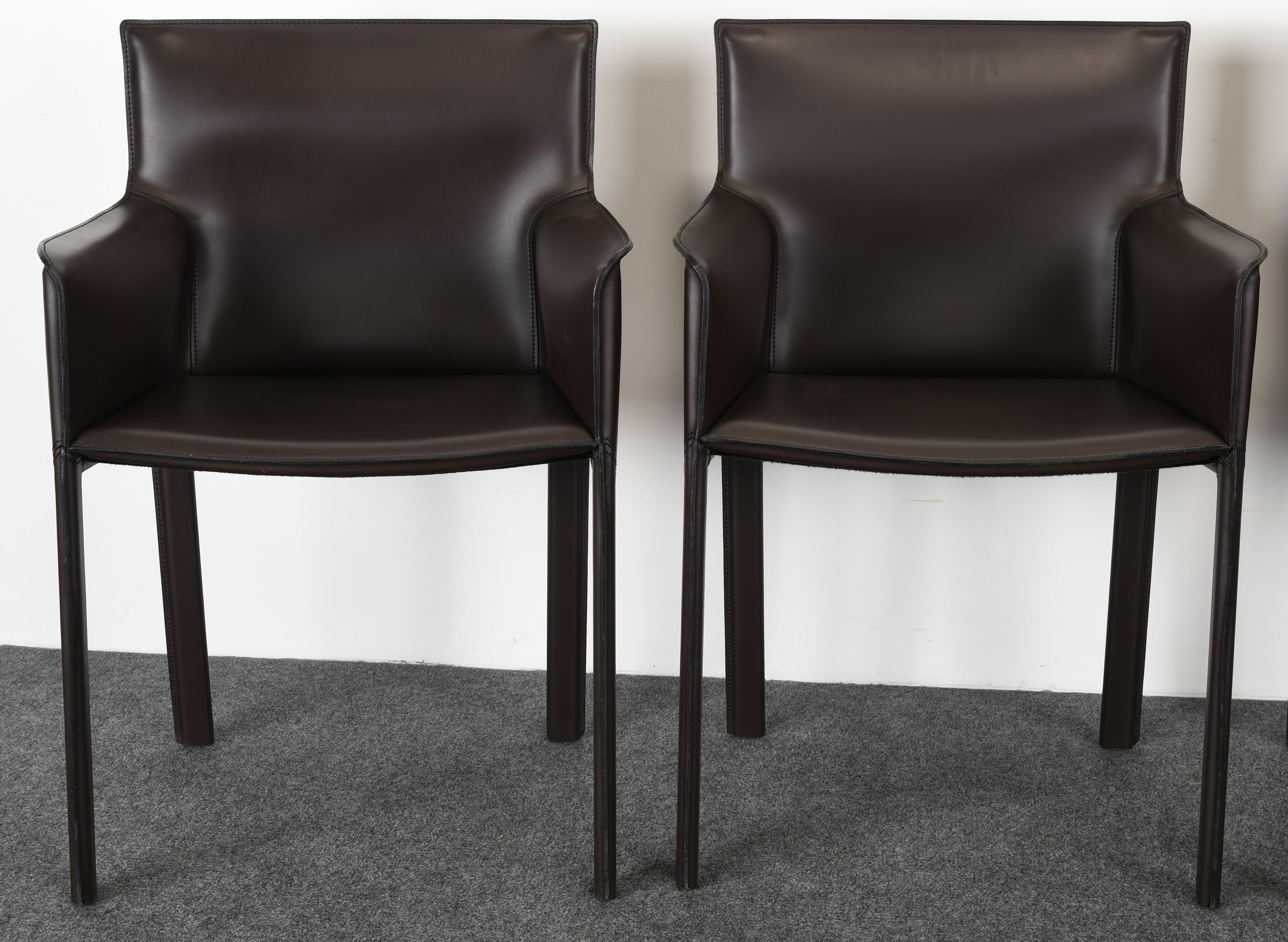 Quatre chaises de salle à manger en cuir d'Enrico Pellizzoni, années 2000 1