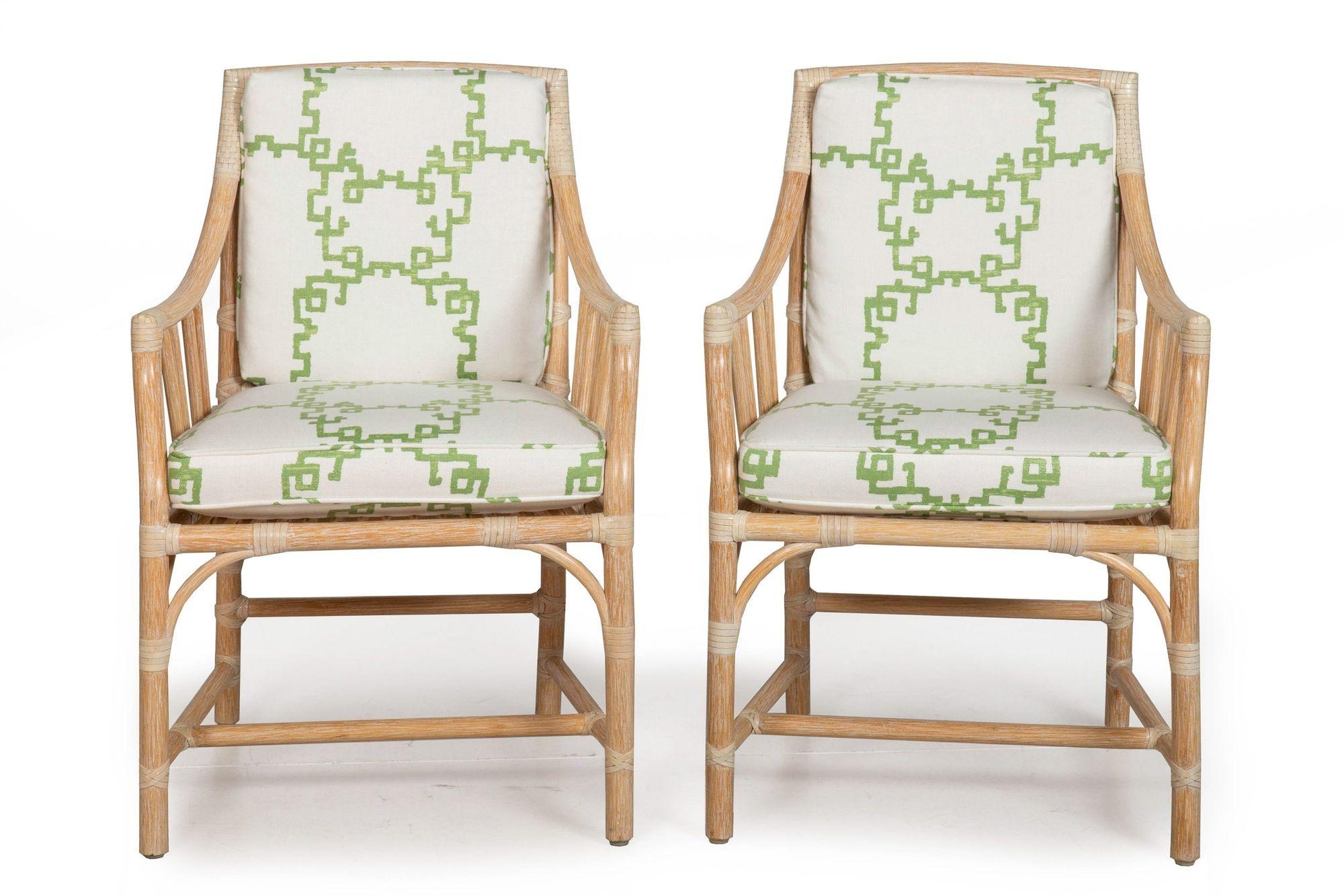 Quatre fauteuils Balboa en rotin recouverts de cuir avec table de jeu de McGuire en vente 4