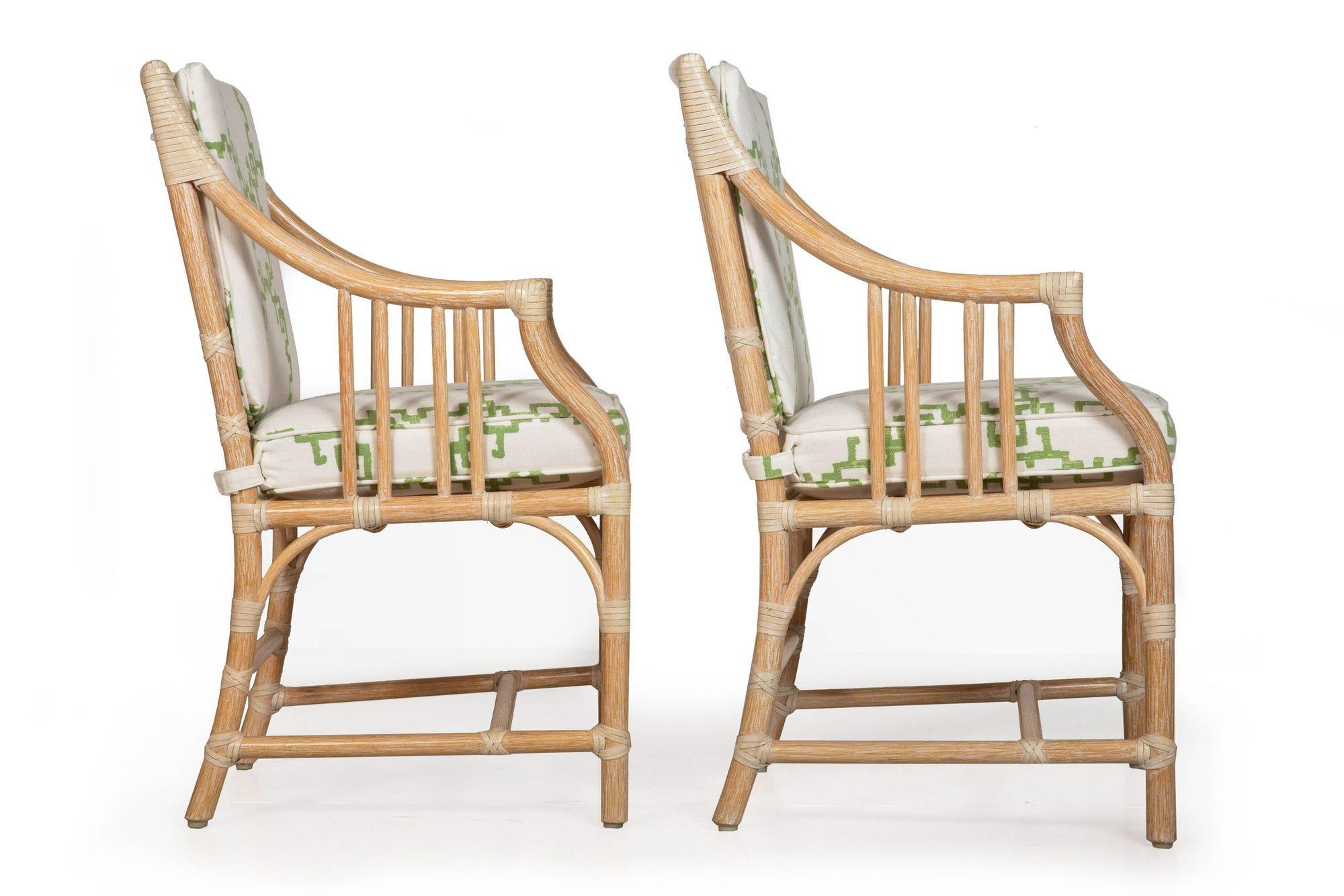 Quatre fauteuils Balboa en rotin recouverts de cuir avec table de jeu de McGuire en vente 7