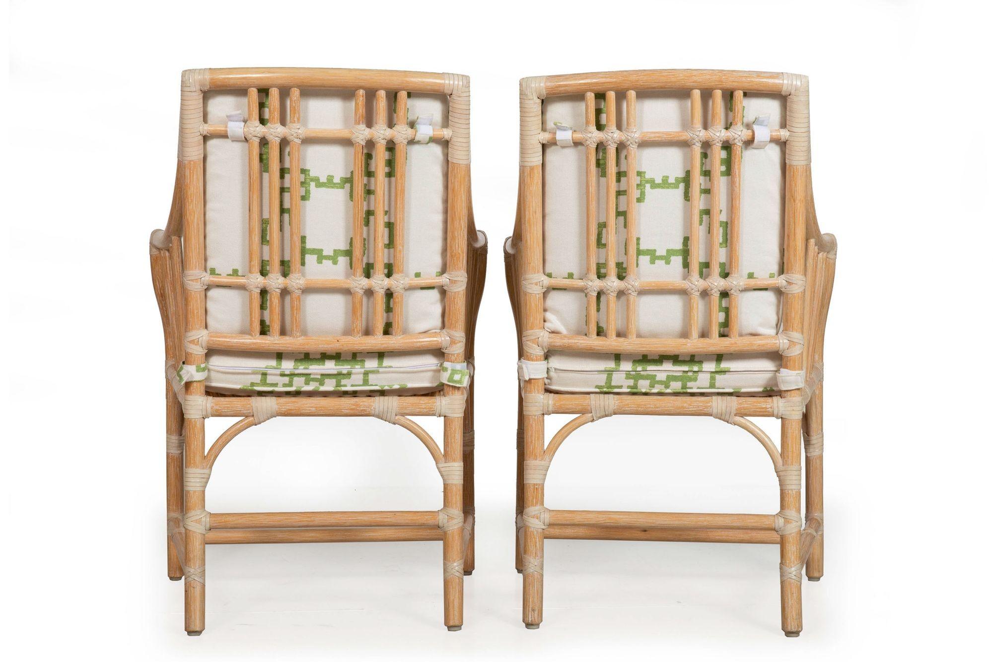 Quatre fauteuils Balboa en rotin recouverts de cuir avec table de jeu de McGuire en vente 11