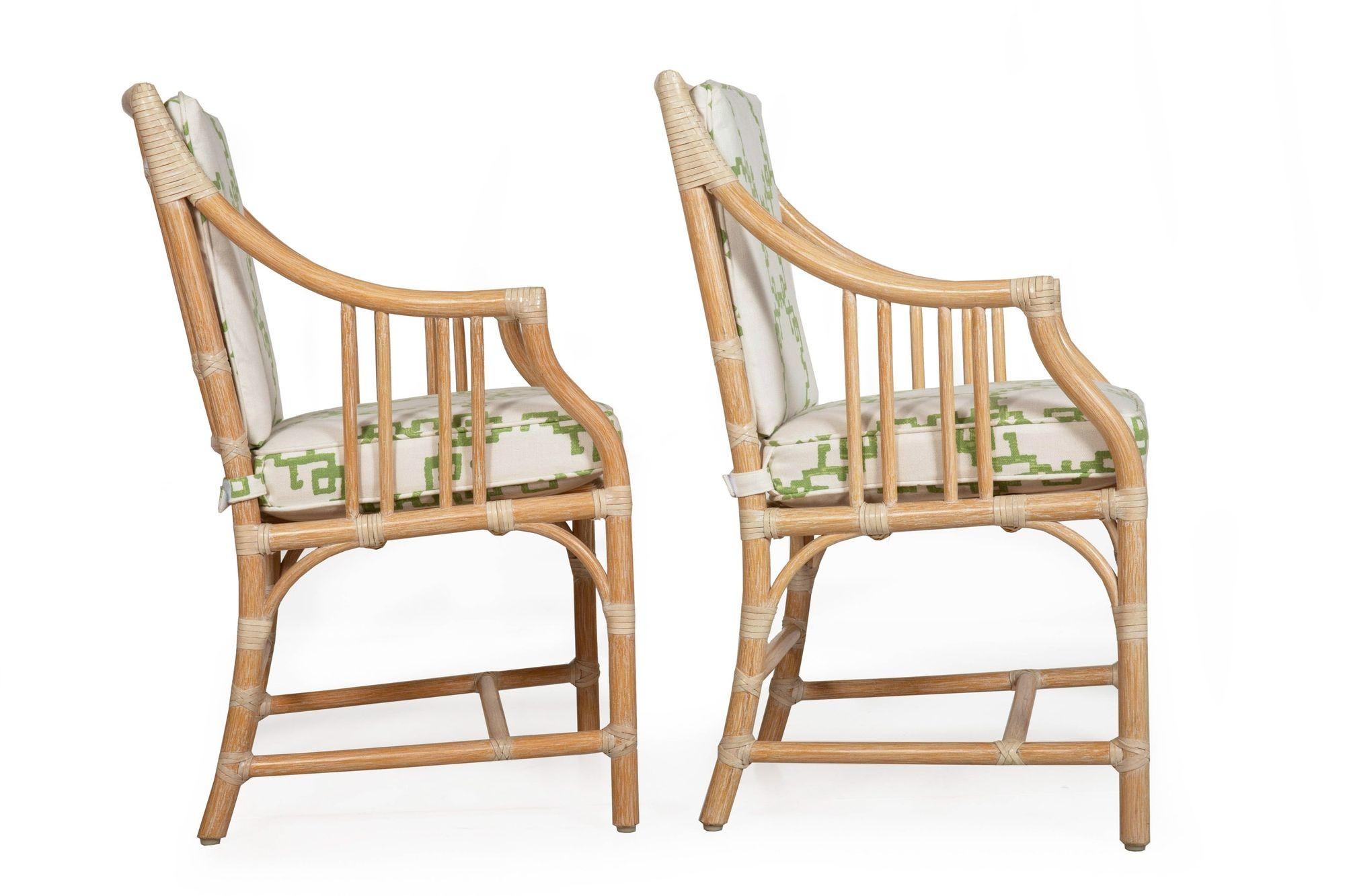 Quatre fauteuils Balboa en rotin recouverts de cuir avec table de jeu de McGuire en vente 12