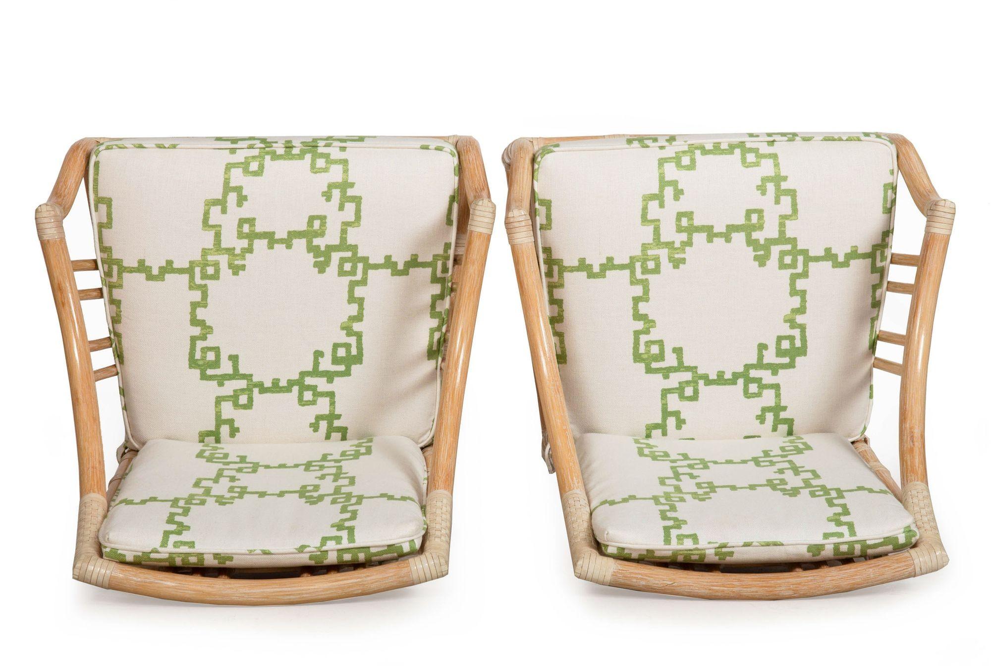 Quatre fauteuils Balboa en rotin recouverts de cuir avec table de jeu de McGuire en vente 13