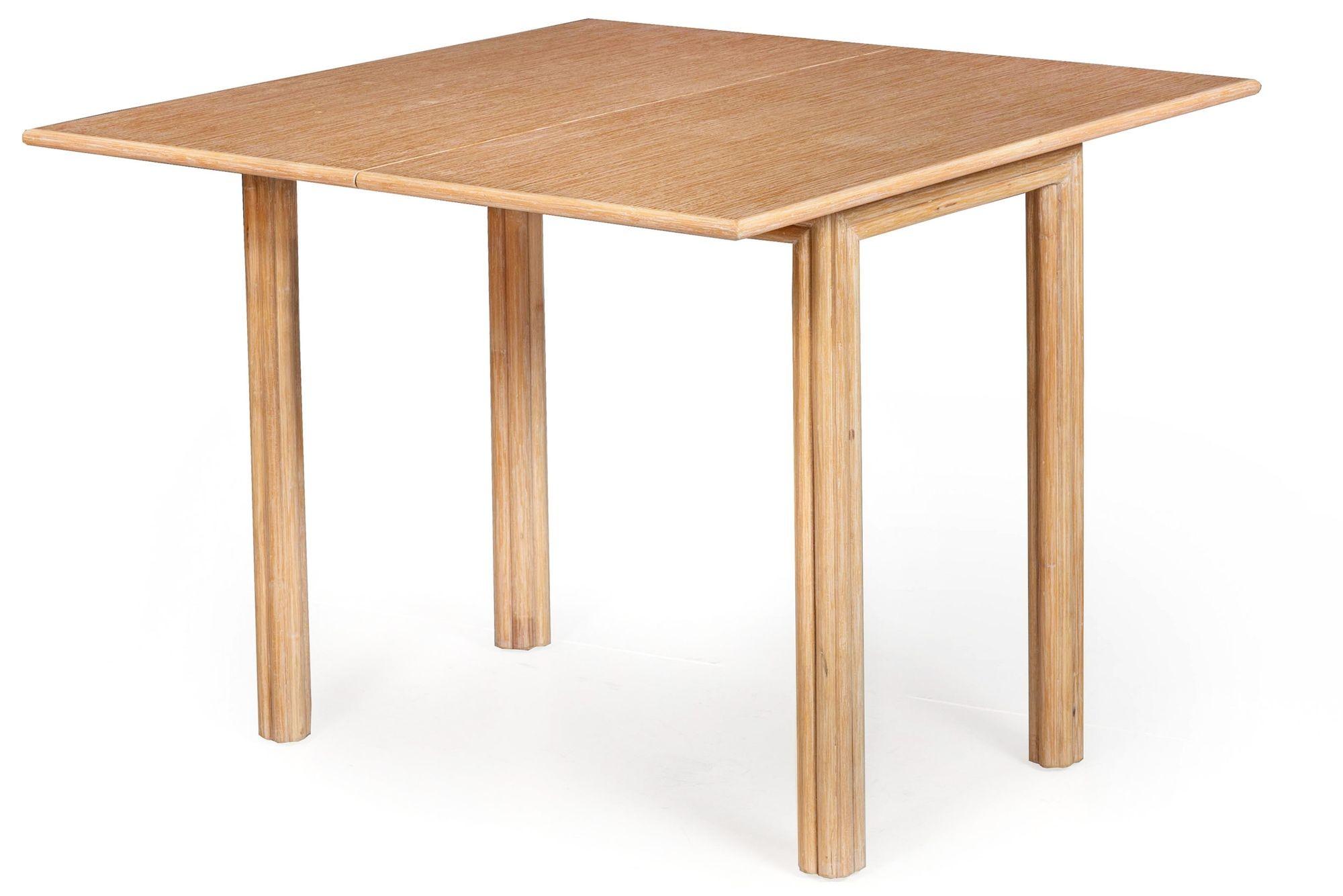 Quatre fauteuils Balboa en rotin recouverts de cuir avec table de jeu de McGuire en vente 1