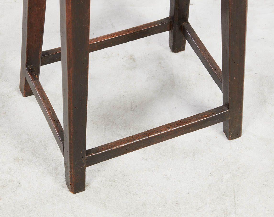 Table de cricket à quatre pieds en Oak Oak en vente 1