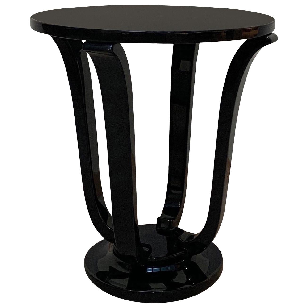 Lacquer Tables 1,267 For Sale at 1stdibs