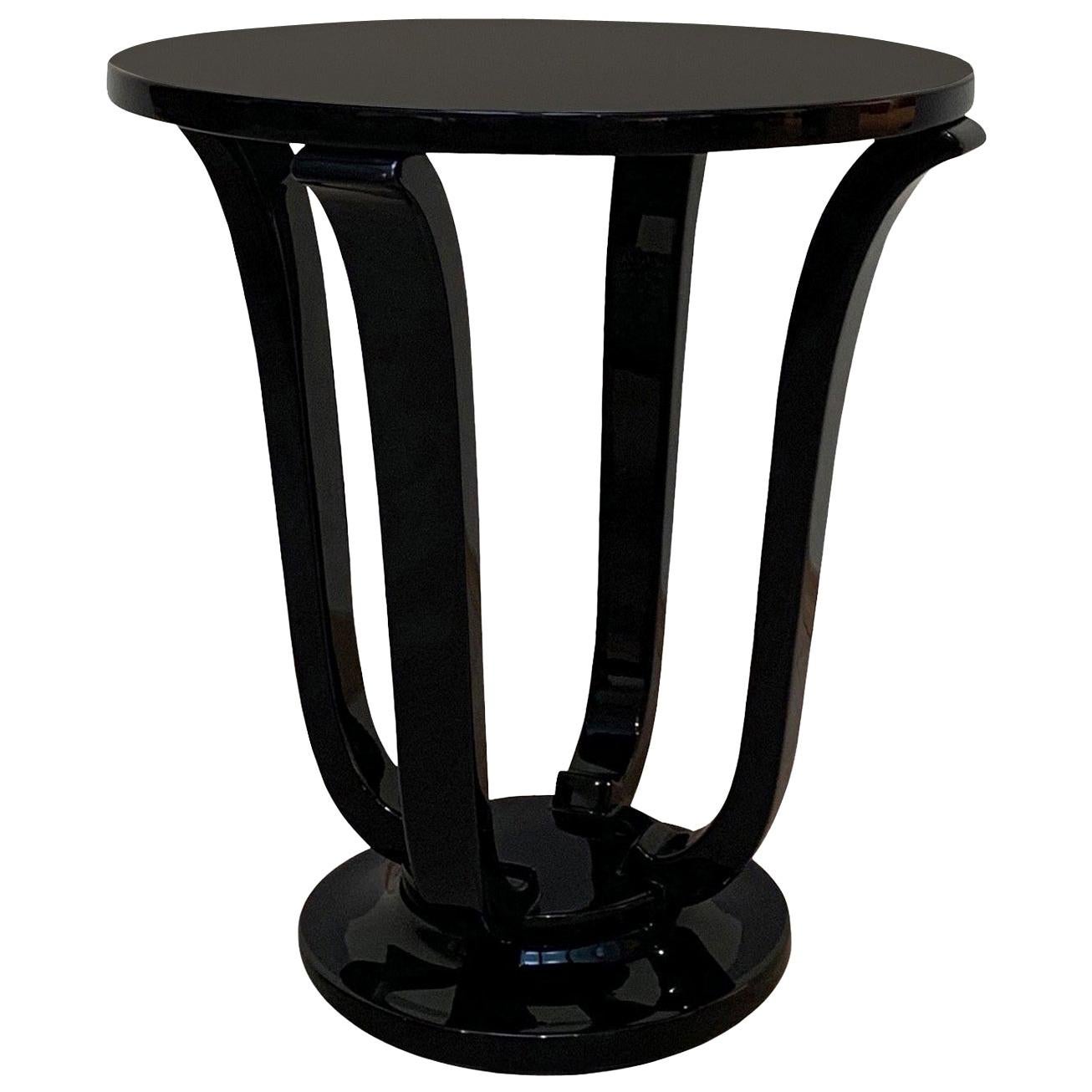 Four-Legged Art Deco Style Guéridon in Black Lacquer on Wood