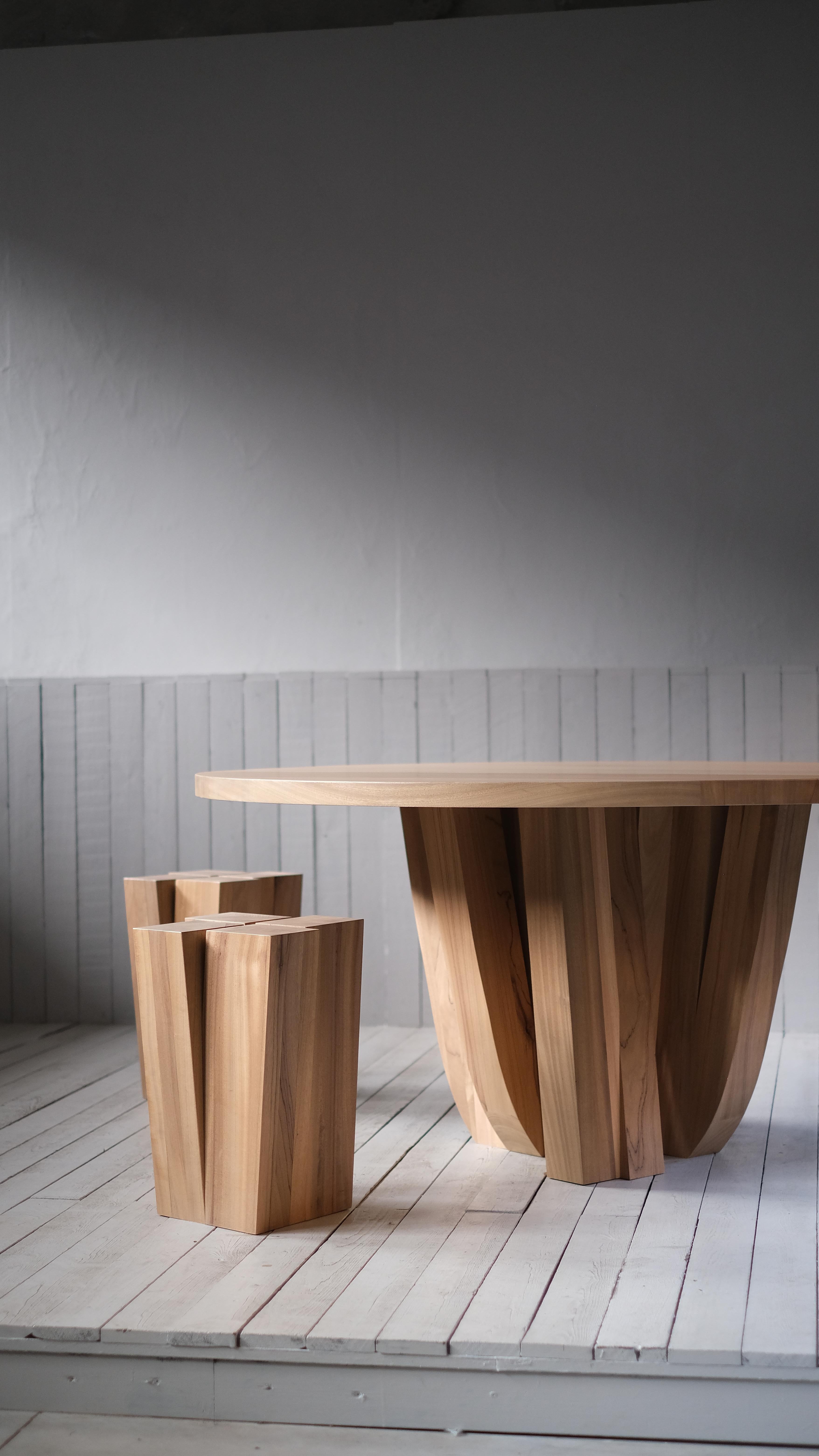 Four Legs Stool Naturel by Arno Declercq For Sale 2
