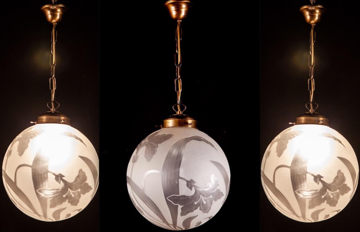 Four Liberty Engraved Glass Sphere Chandeliers or Lanterns, Italy, 1940 For Sale 2
