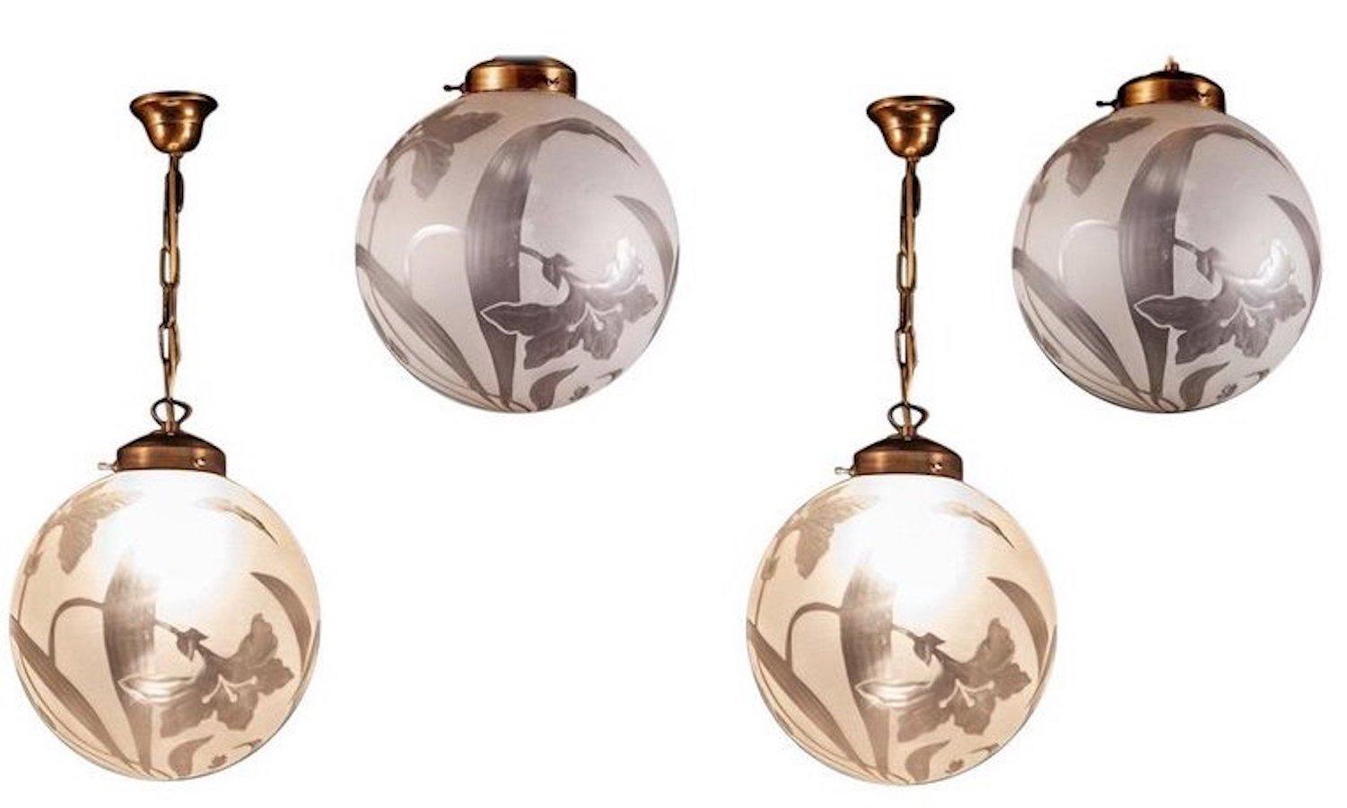 Four Liberty Engraved Glass Sphere Chandeliers or Lanterns, Italy, 1940 For Sale 3