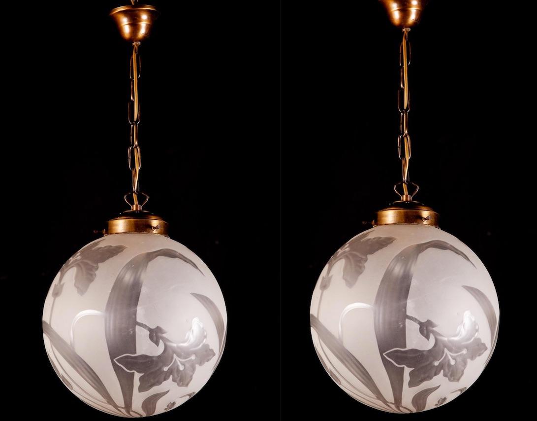 Four Liberty Engraved Glass Sphere Chandeliers or Lanterns, Italy, 1940 For Sale 6