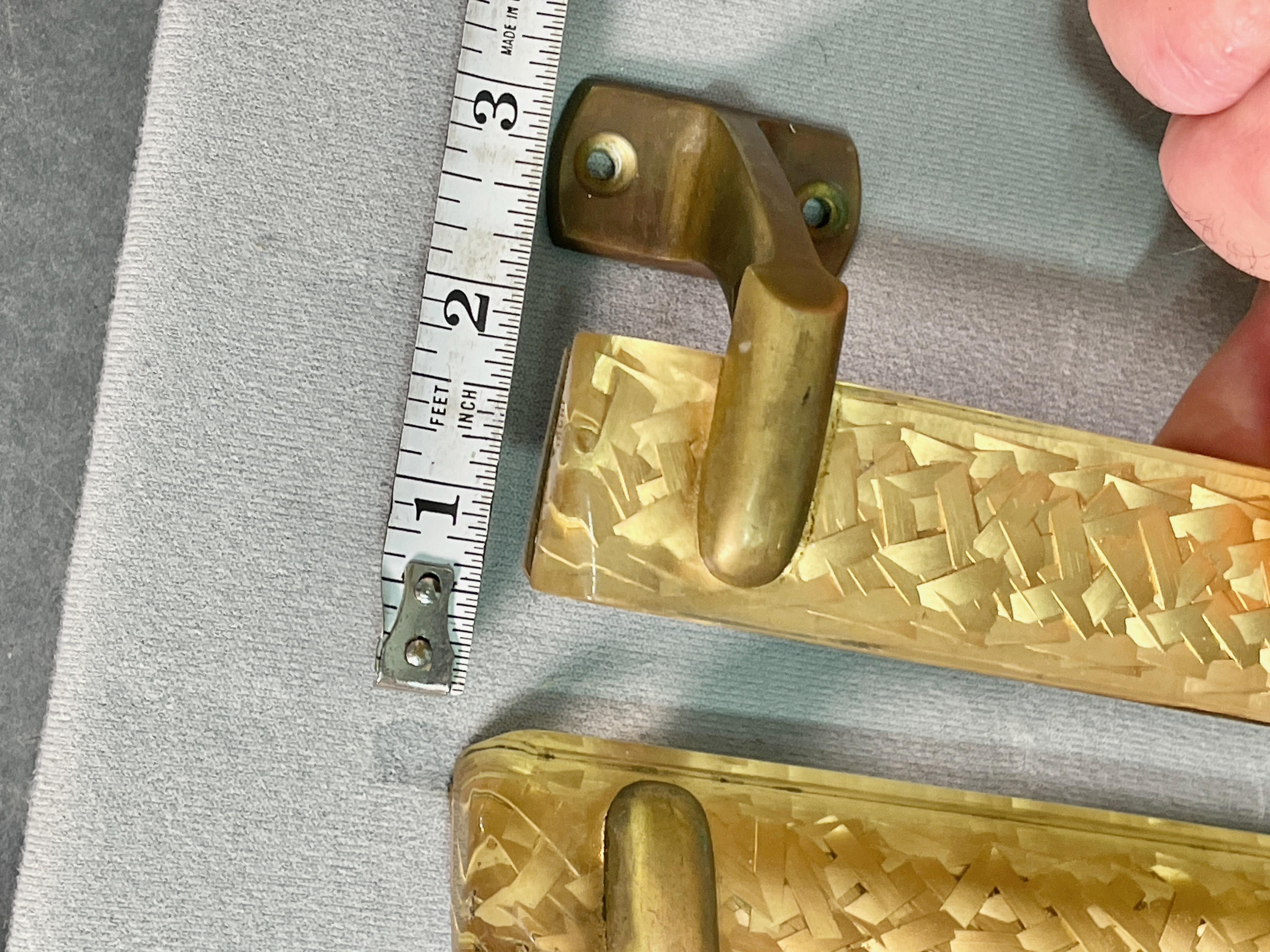 Quatre poignées de porte Eglomisse et bronze en vente 1