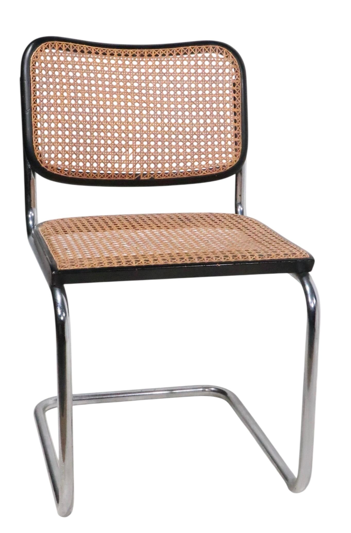 Vier Marcel Breuer Cesca Stühle Made in Italy ca. 1970's im Angebot 5