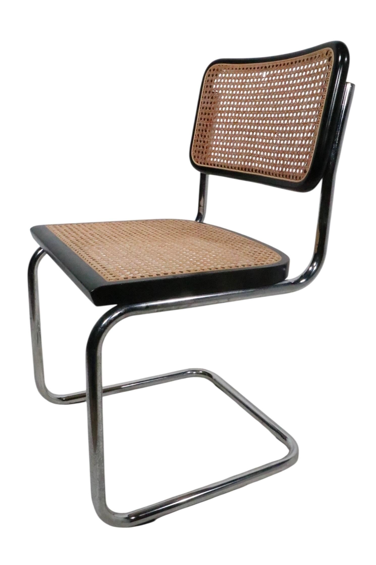 Vier Marcel Breuer Cesca Stühle Made in Italy ca. 1970's (Italienisch) im Angebot