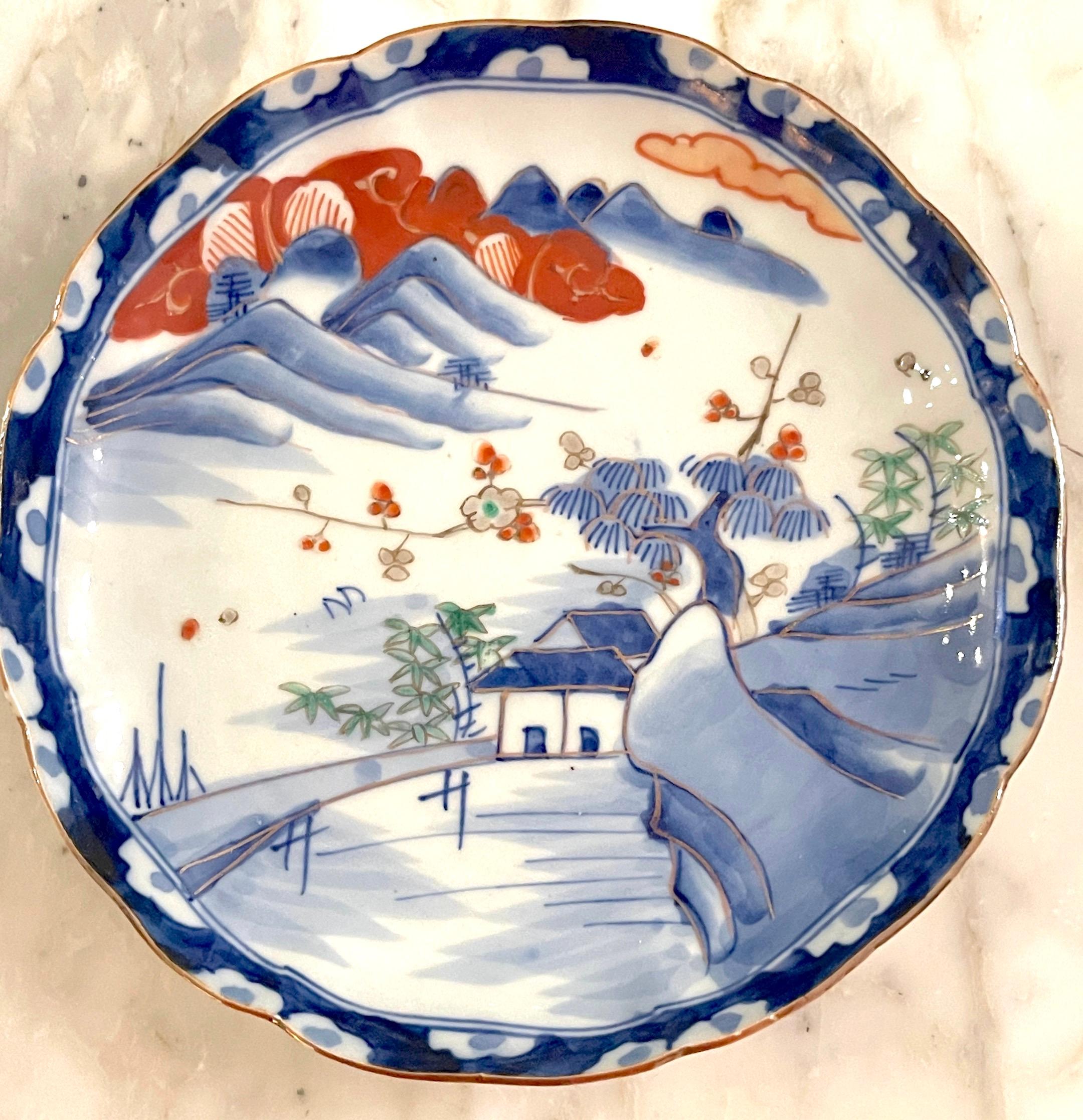 Four Meiji Period Scenic Imari Scalloped Plates, Fukagawa Attributed In Good Condition For Sale In West Palm Beach, FL